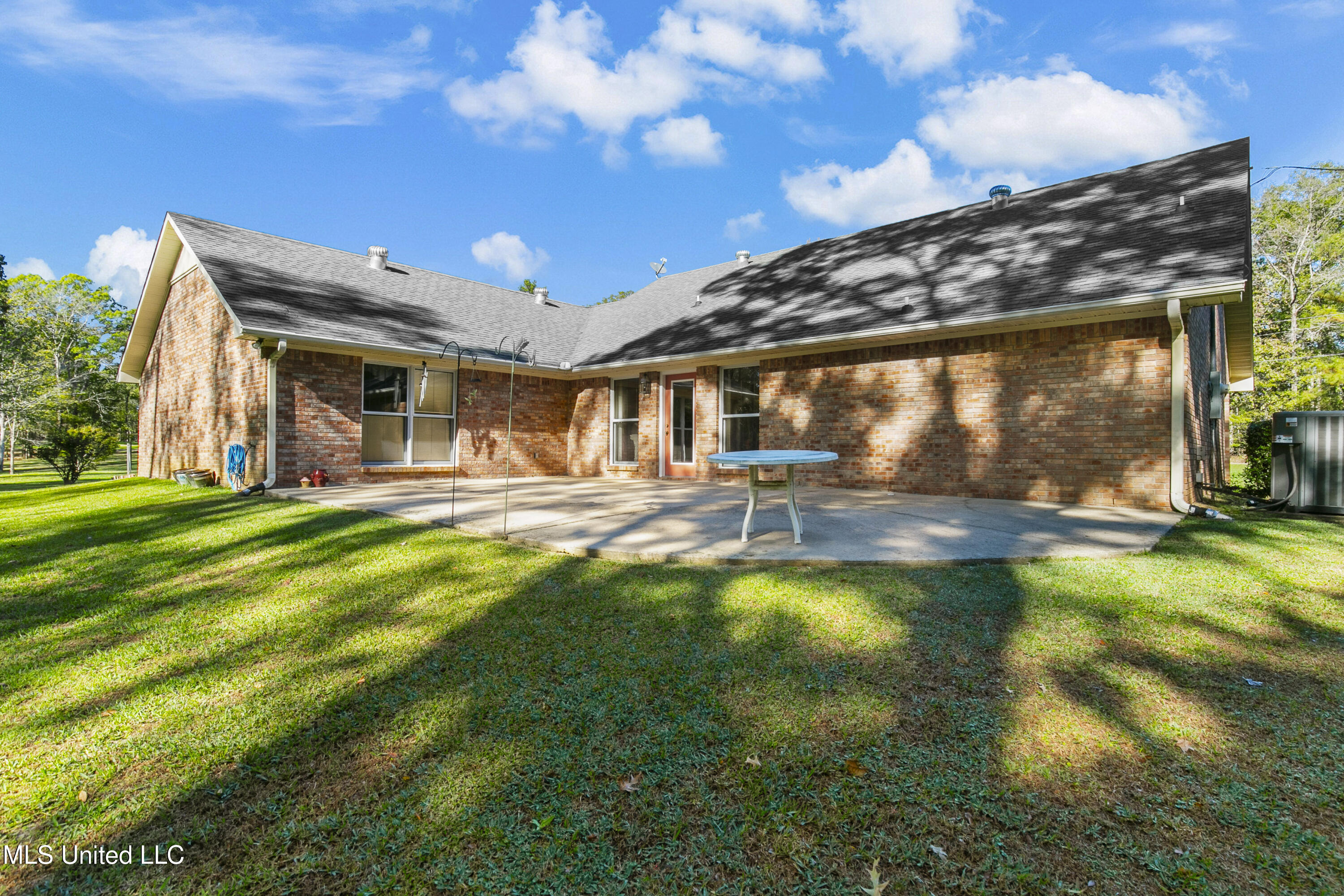 1908 Timber Lake Place, Byram, Mississippi image 47