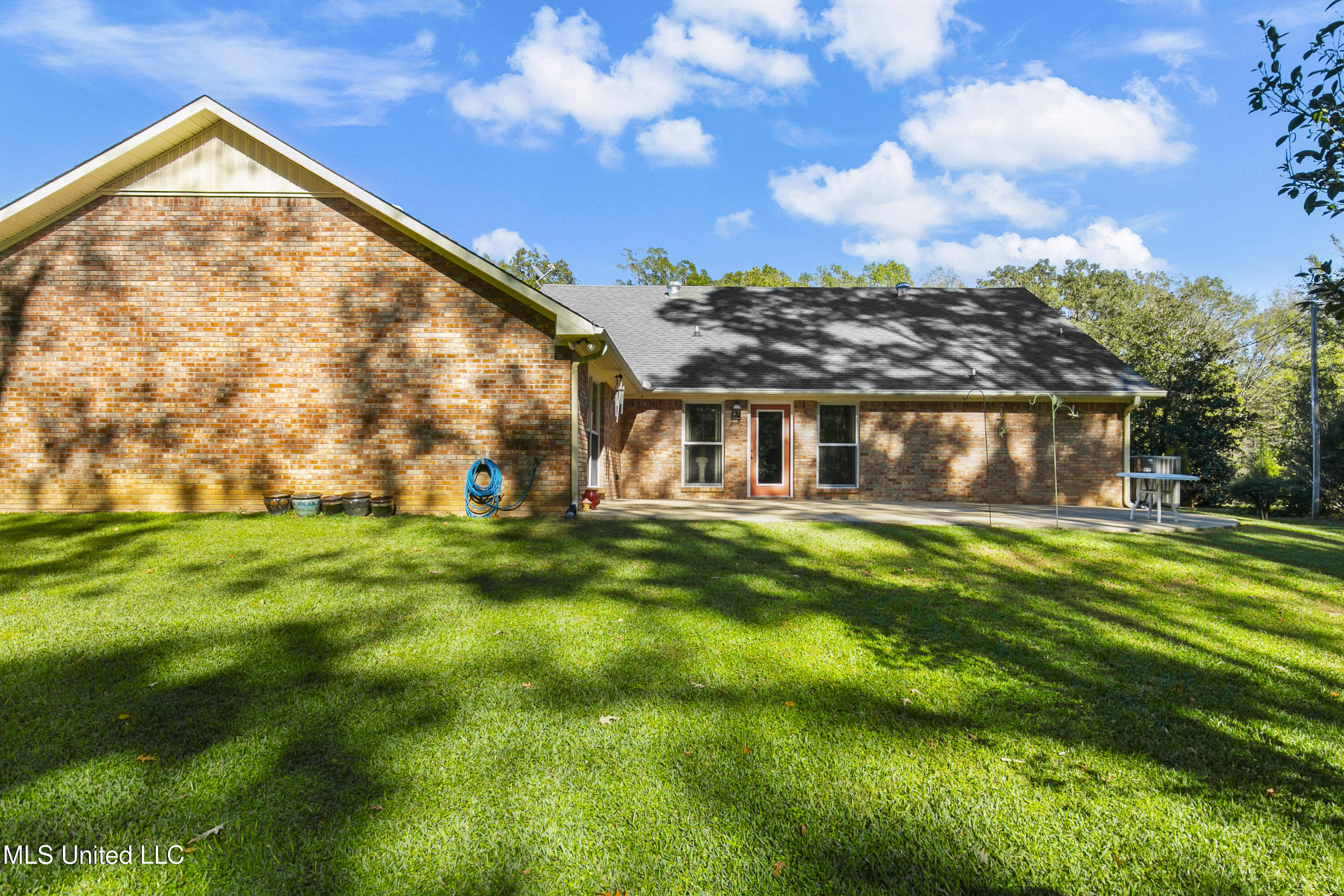 1908 Timber Lake Place, Byram, Mississippi image 46