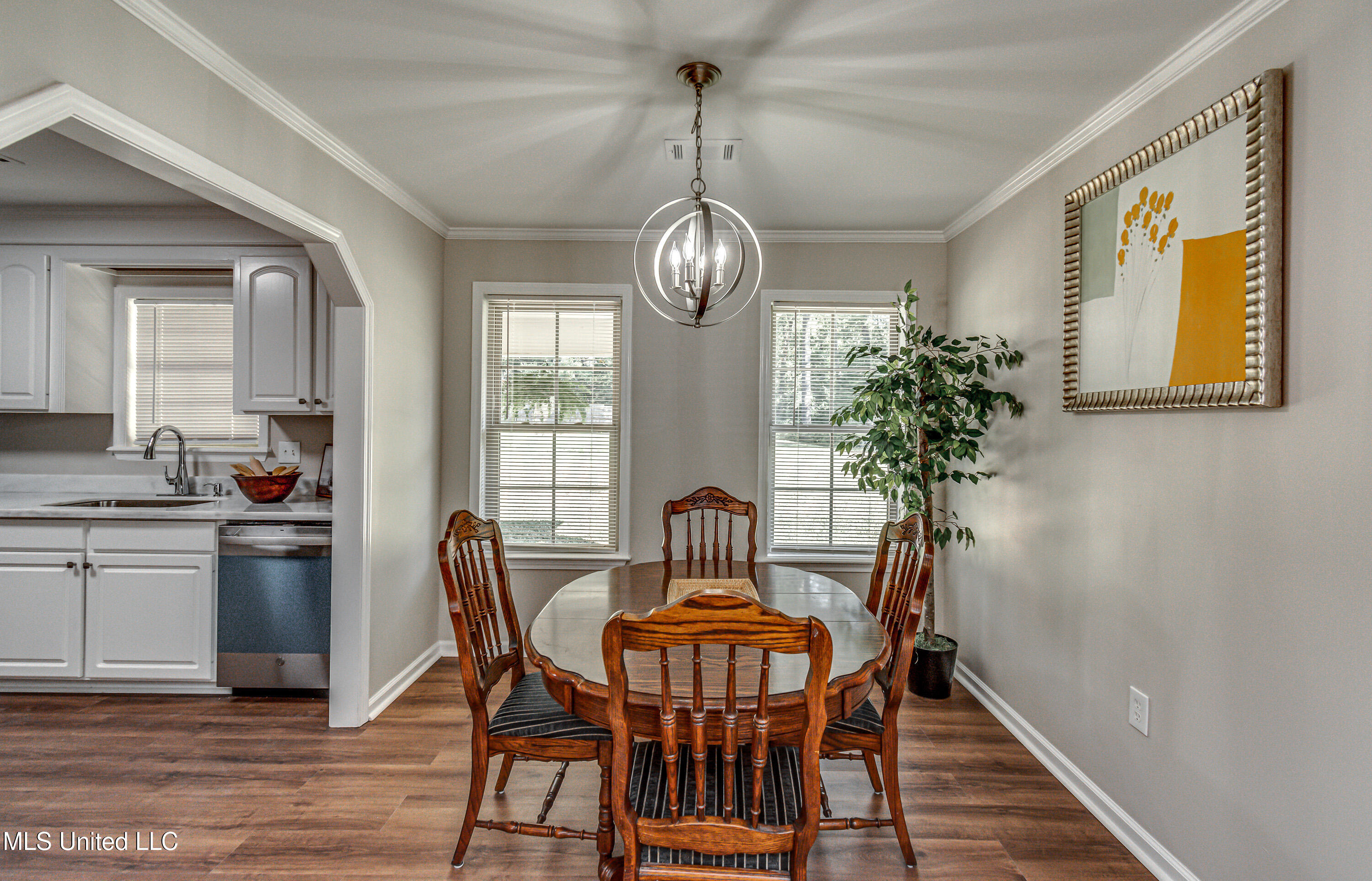 Jackson, Mississippi 39209, United States, 3 Bedrooms Bedrooms, ,2 BathroomsBathrooms,Residential,Active,87644