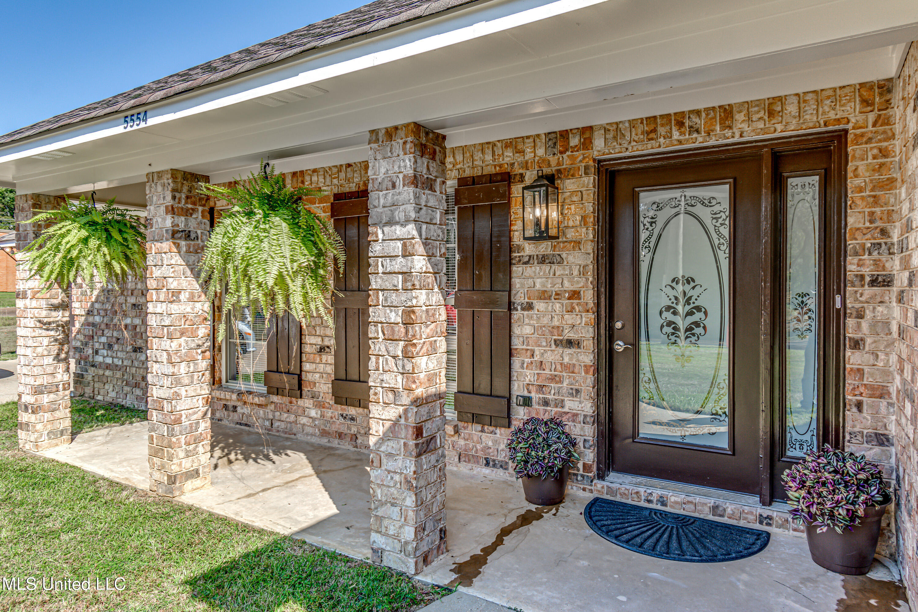 Jackson, Mississippi 39209, United States, 3 Bedrooms Bedrooms, ,2 BathroomsBathrooms,Residential,Active,87644