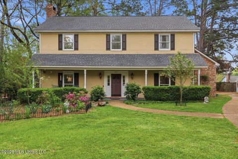 Homes For Sale - 215 Comstock Lane<br/> Madison County, Madison, MS 39110