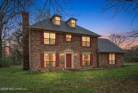 Homes For Sale - 7630 Whitten Hill Drive<br/> Olive Branch, MS 38654