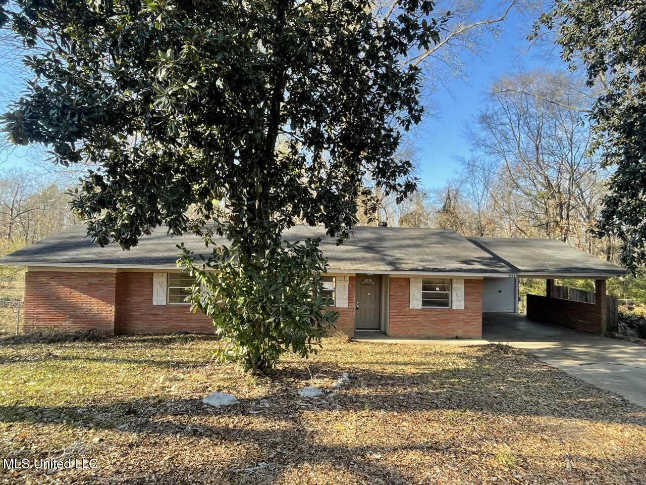 2282 Upper Drive, Pearl, Mississippi image 1