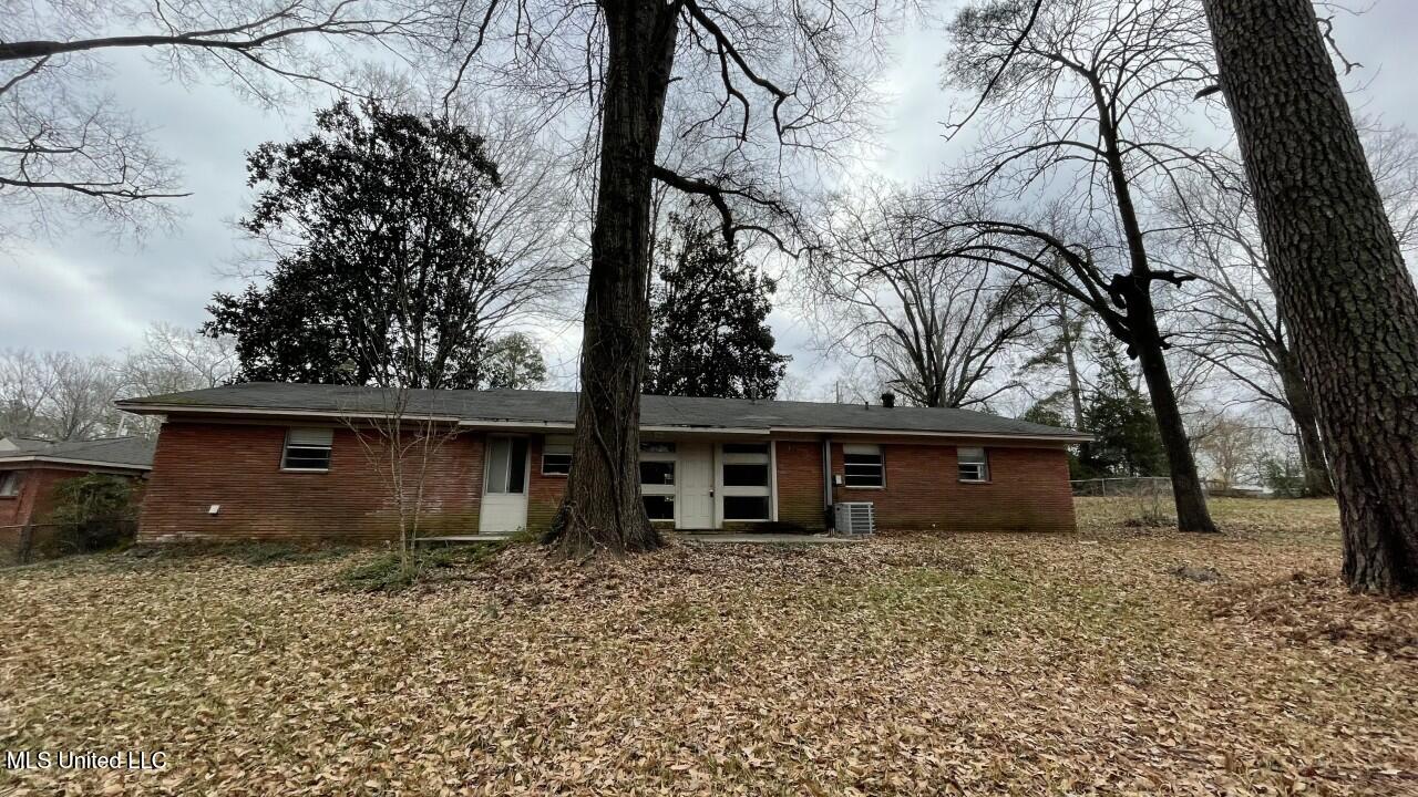 2282 Upper Drive, Pearl, Mississippi image 3