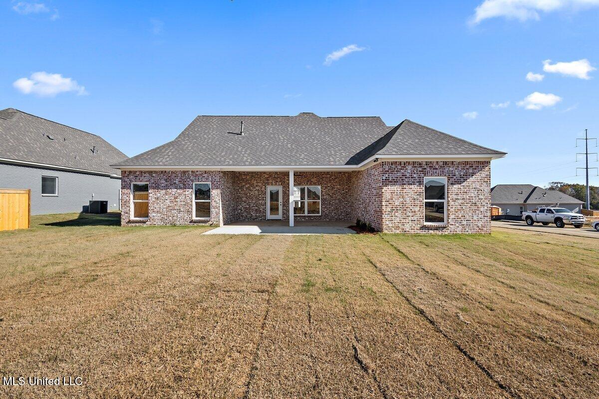 840 Glenwild Circle, Canton, Mississippi image 32