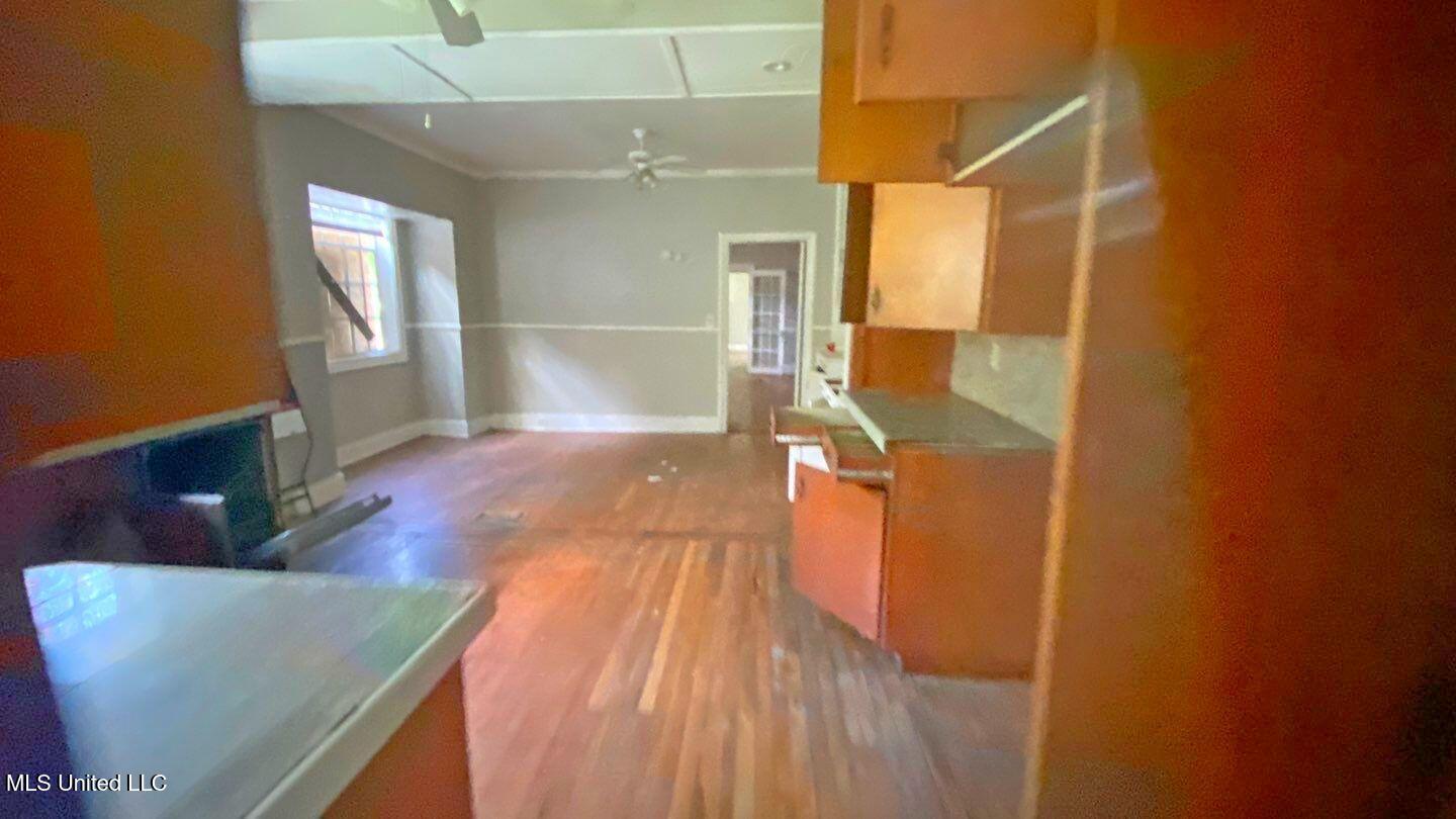 710 National Street, Vicksburg, Mississippi image 2