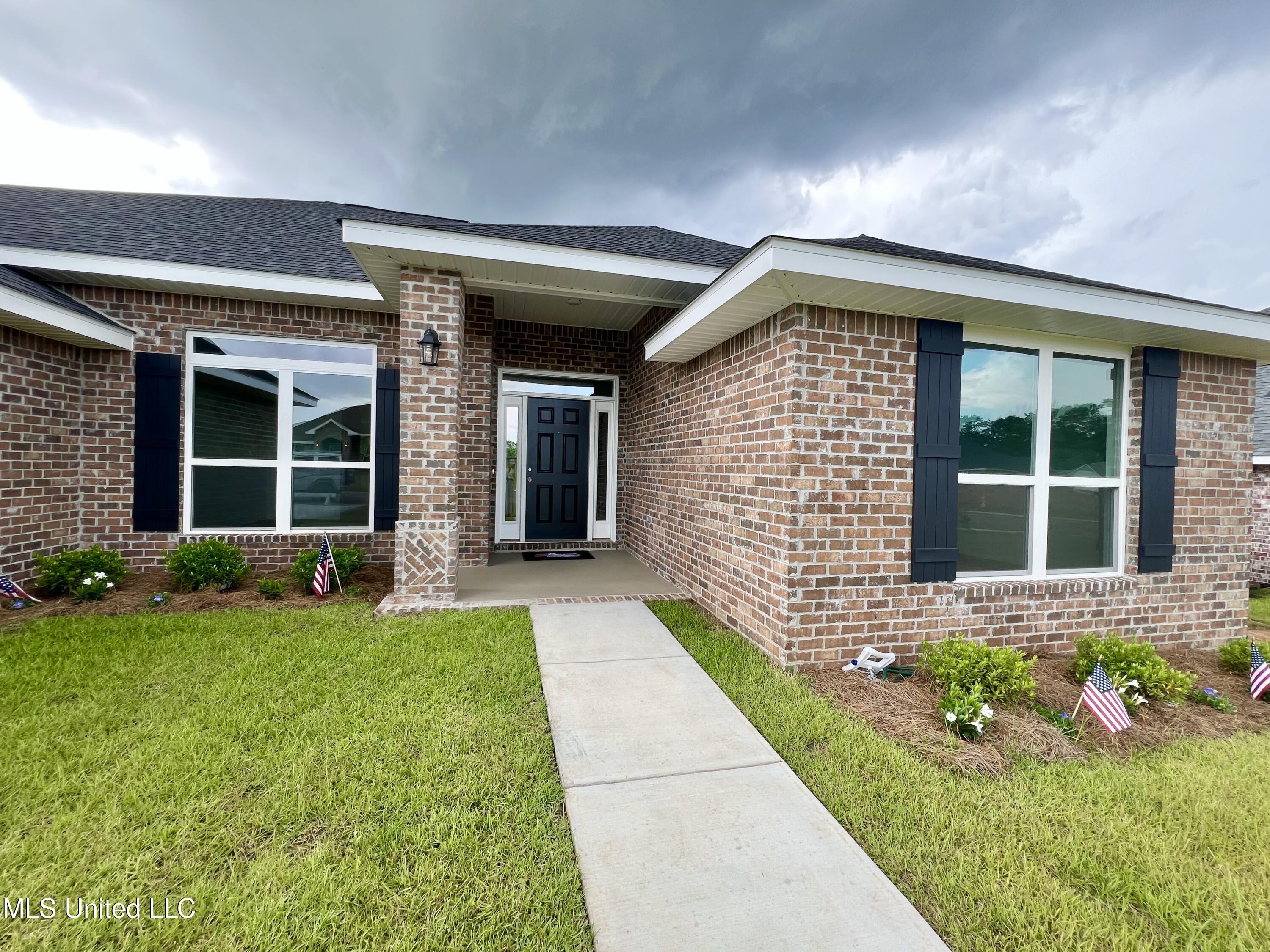 15806 Rachael Drive, Gulfport, Mississippi image 2