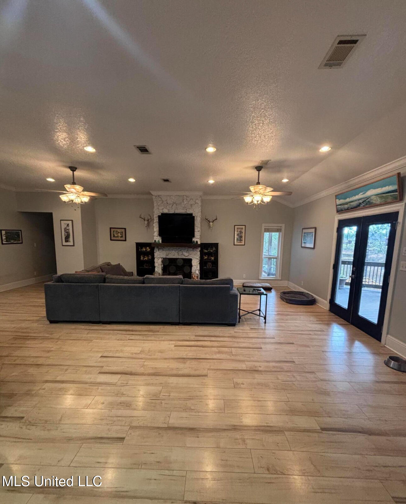 3135 Old Shell Landing Road, Ocean Springs, Mississippi image 3