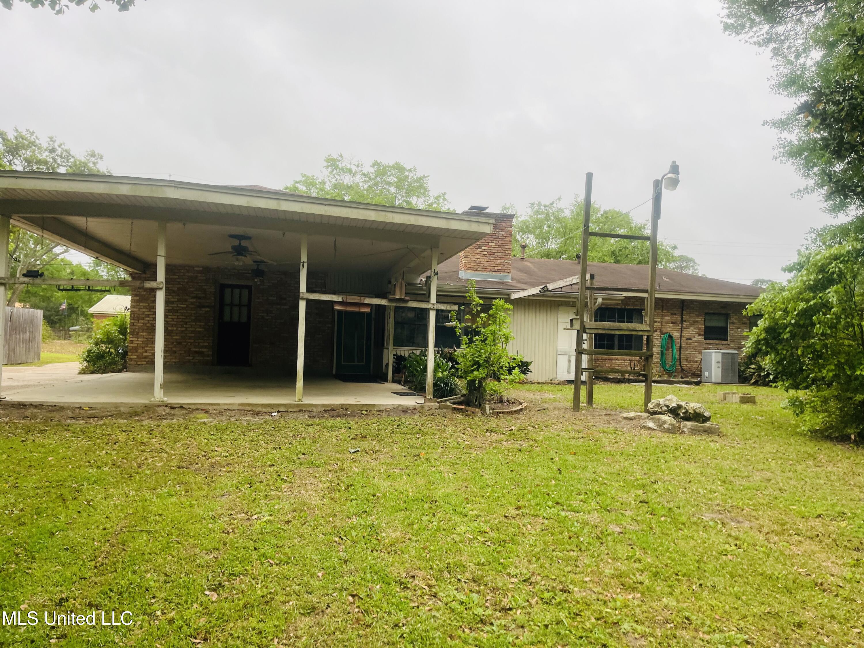 3919 Riverwood Drive, Moss Point, Mississippi image 21