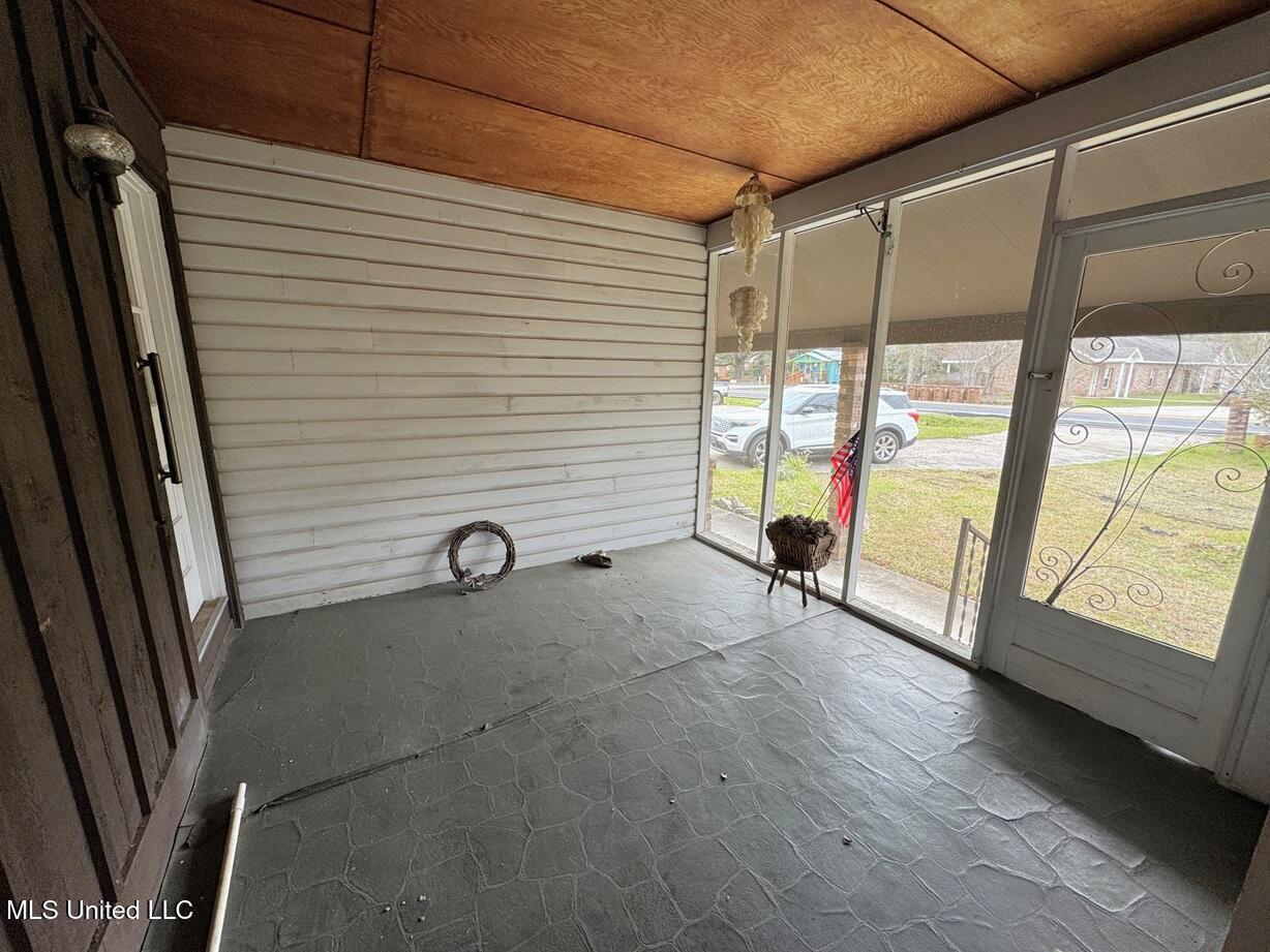 19026 Pineville Road, Long Beach, Mississippi image 22