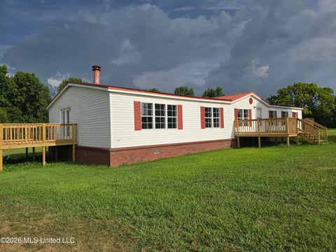 Mobile Home For Sale - 104 Baylor Road<br/> Tate County, Senatobia, MS 38668