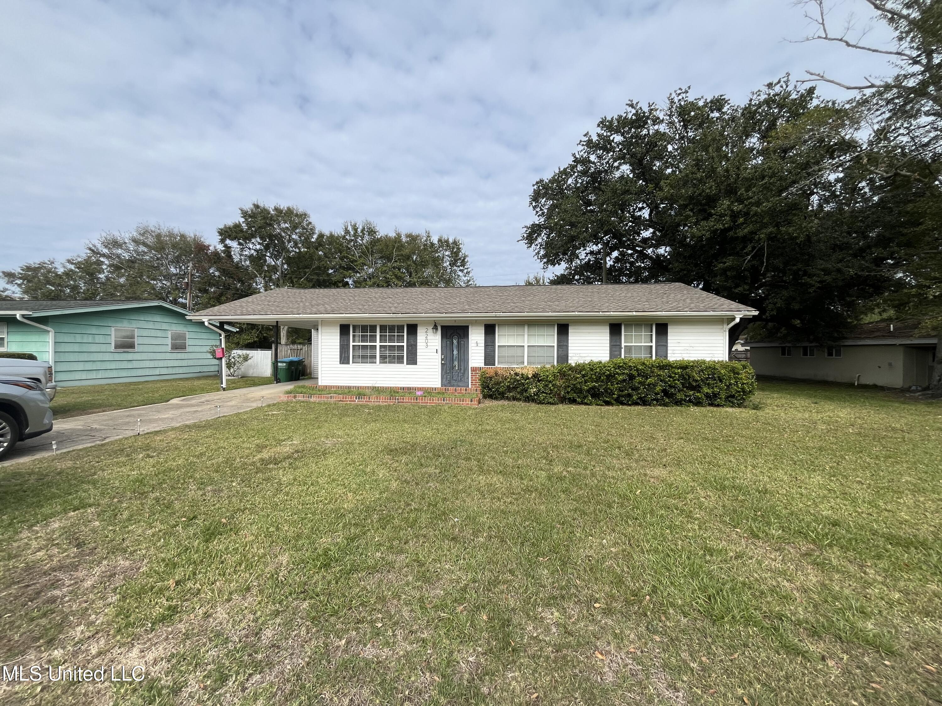 2203 Kingsberry Avenue, Pascagoula, Mississippi image 4