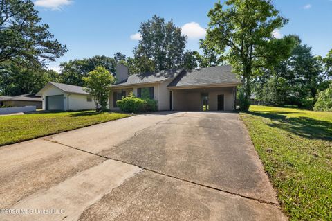 Homes For Sale - 4253 Cypress Drive<br/> Hinds County, Jackson, MS 39212