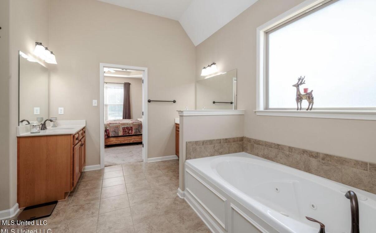 7419 Rose Garden Lane, Olive Branch, Mississippi image 25