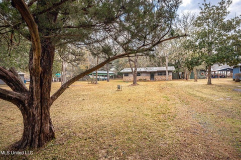 Homes For Sale - 510 Ward Avenue<br/> Ocean Springs, MS 39564