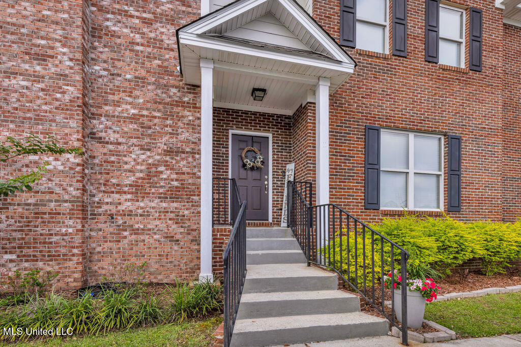 1805 Geerkin Street #32, Pascagoula, Mississippi image 1