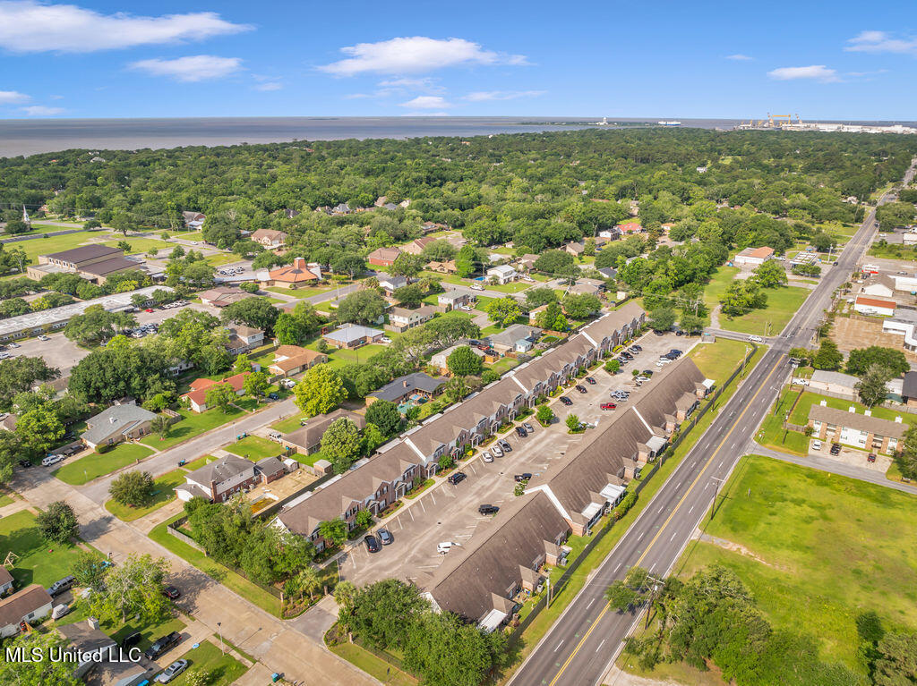1805 Geerkin Street #32, Pascagoula, Mississippi image 24
