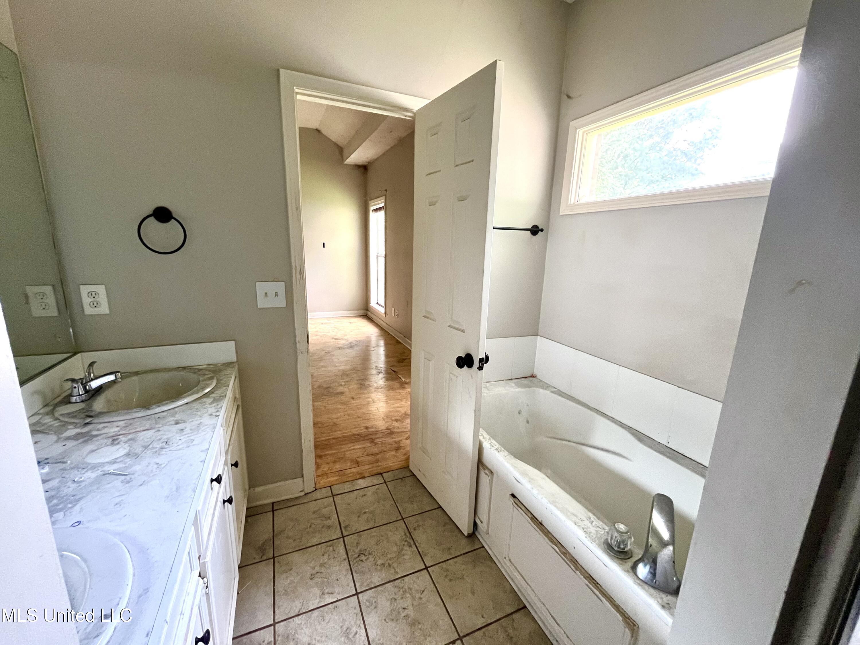 231 Clark Farms Road, Madison, Mississippi image 16