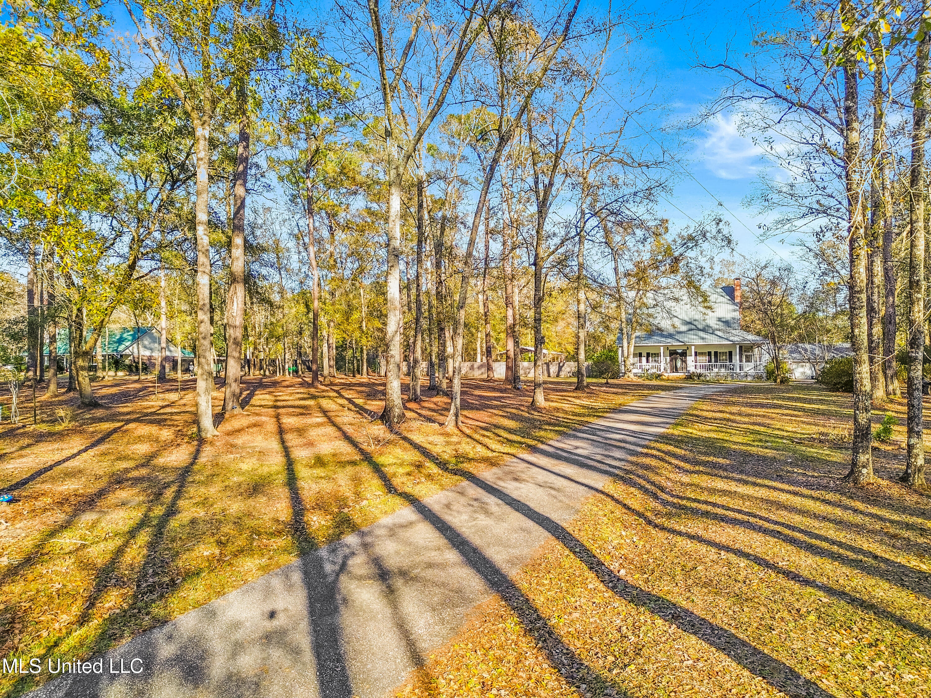 16649 Old River Road Loop, Vancleave, Mississippi image 4