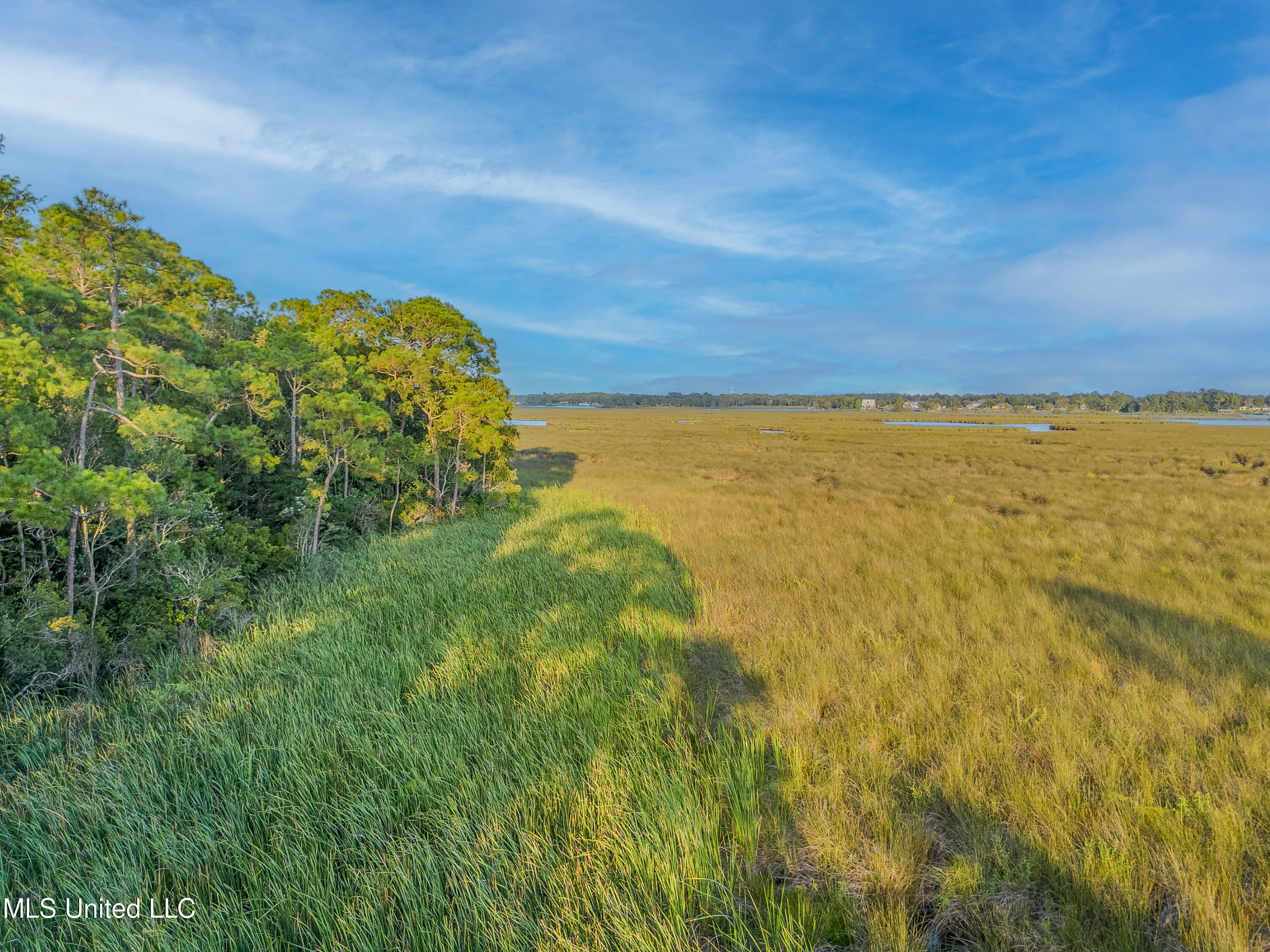 W Oaklawn Road, Biloxi, Mississippi image 5