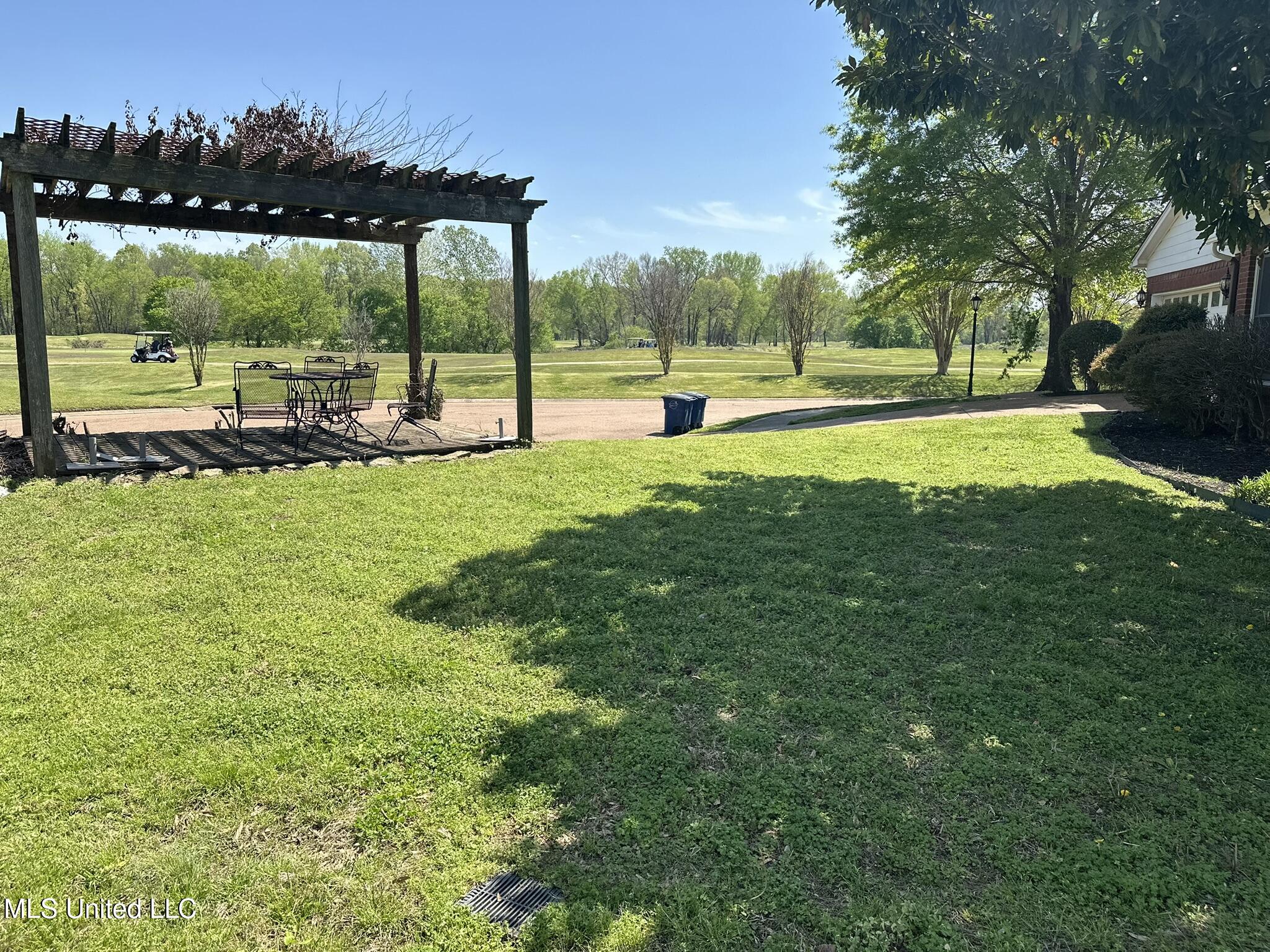7128 Apache Drive, Olive Branch, Mississippi image 37