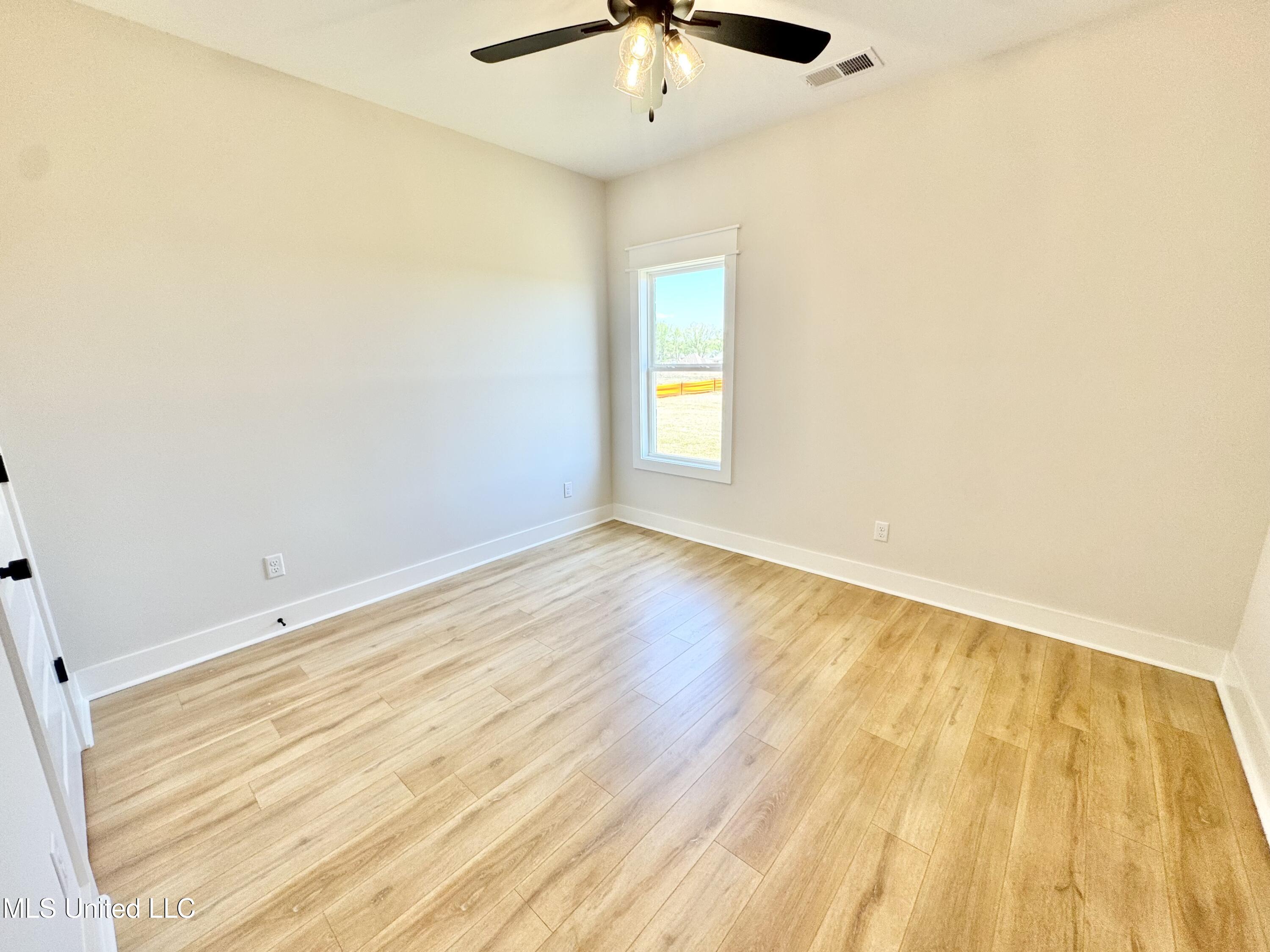 1772 Bakersfield Way Way, Nesbit, Mississippi image 16