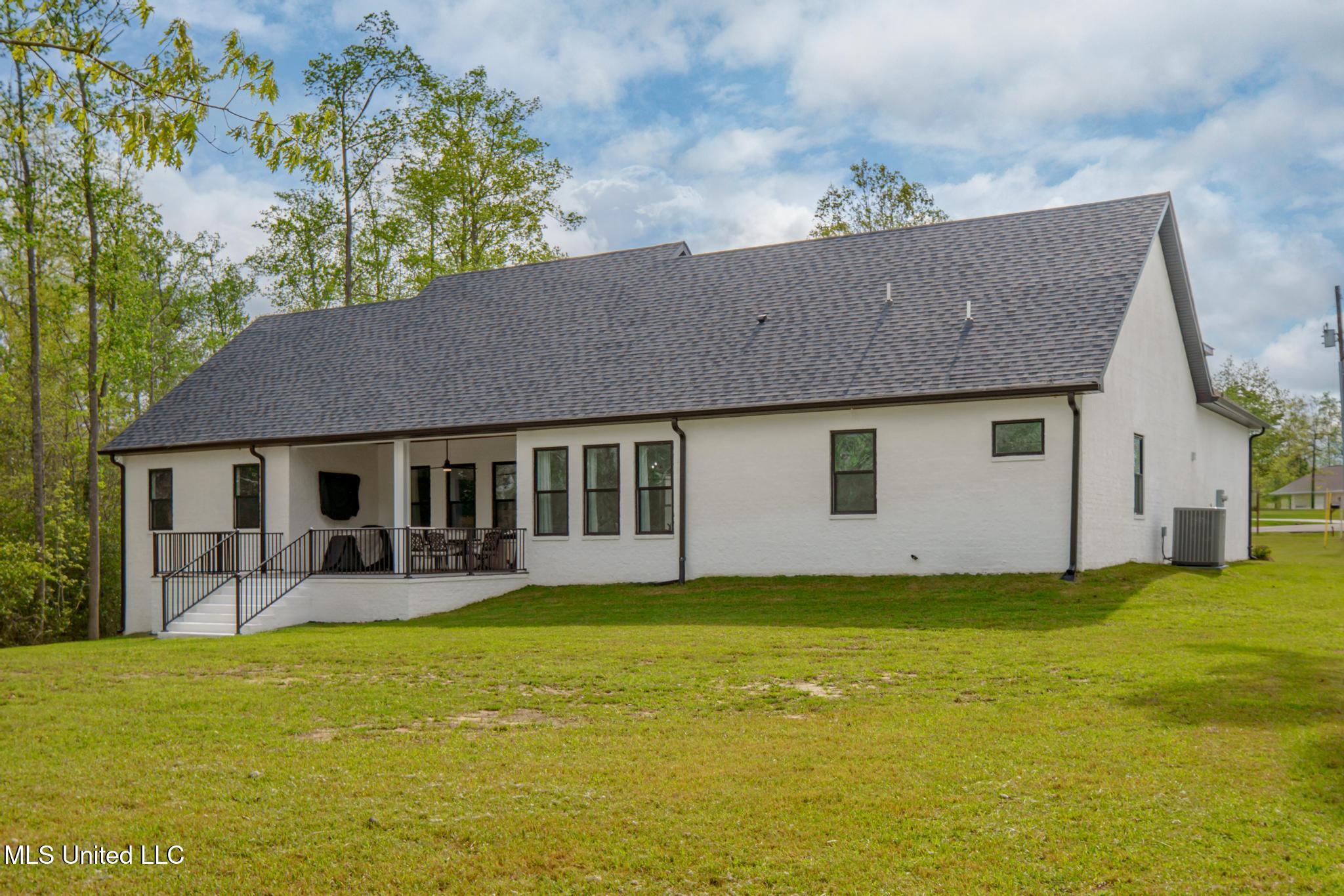 34 Crossbuck, Sumrall, Mississippi image 34