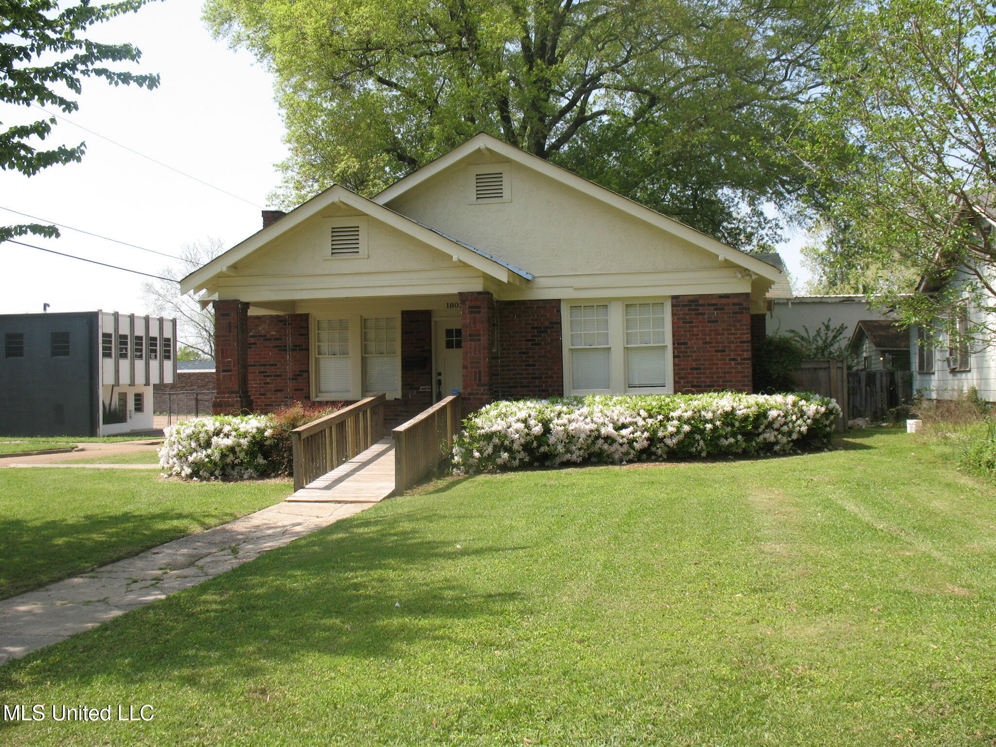1803 Wightman Street, Jackson, Mississippi image 1