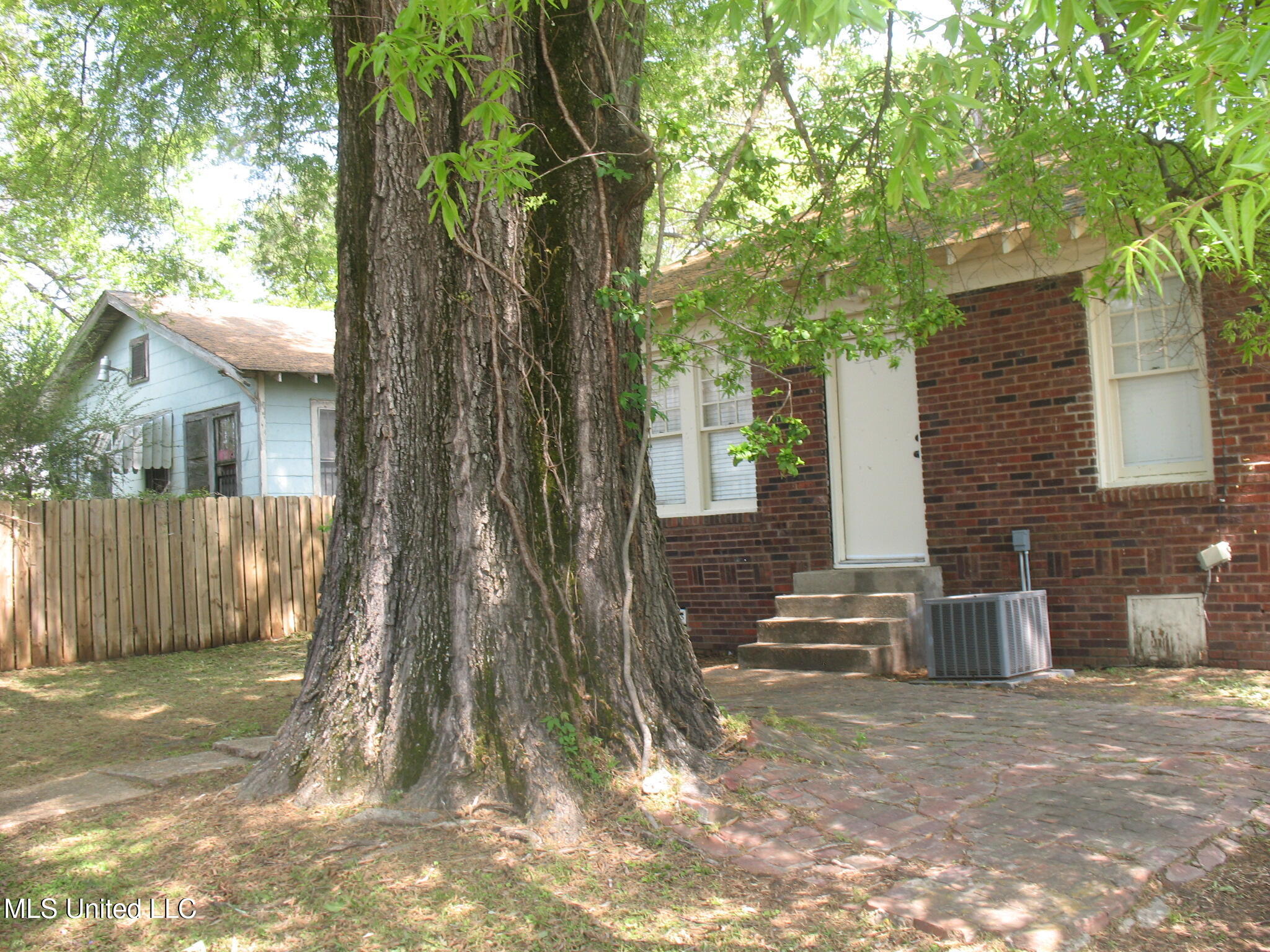 1803 Wightman Street, Jackson, Mississippi image 7