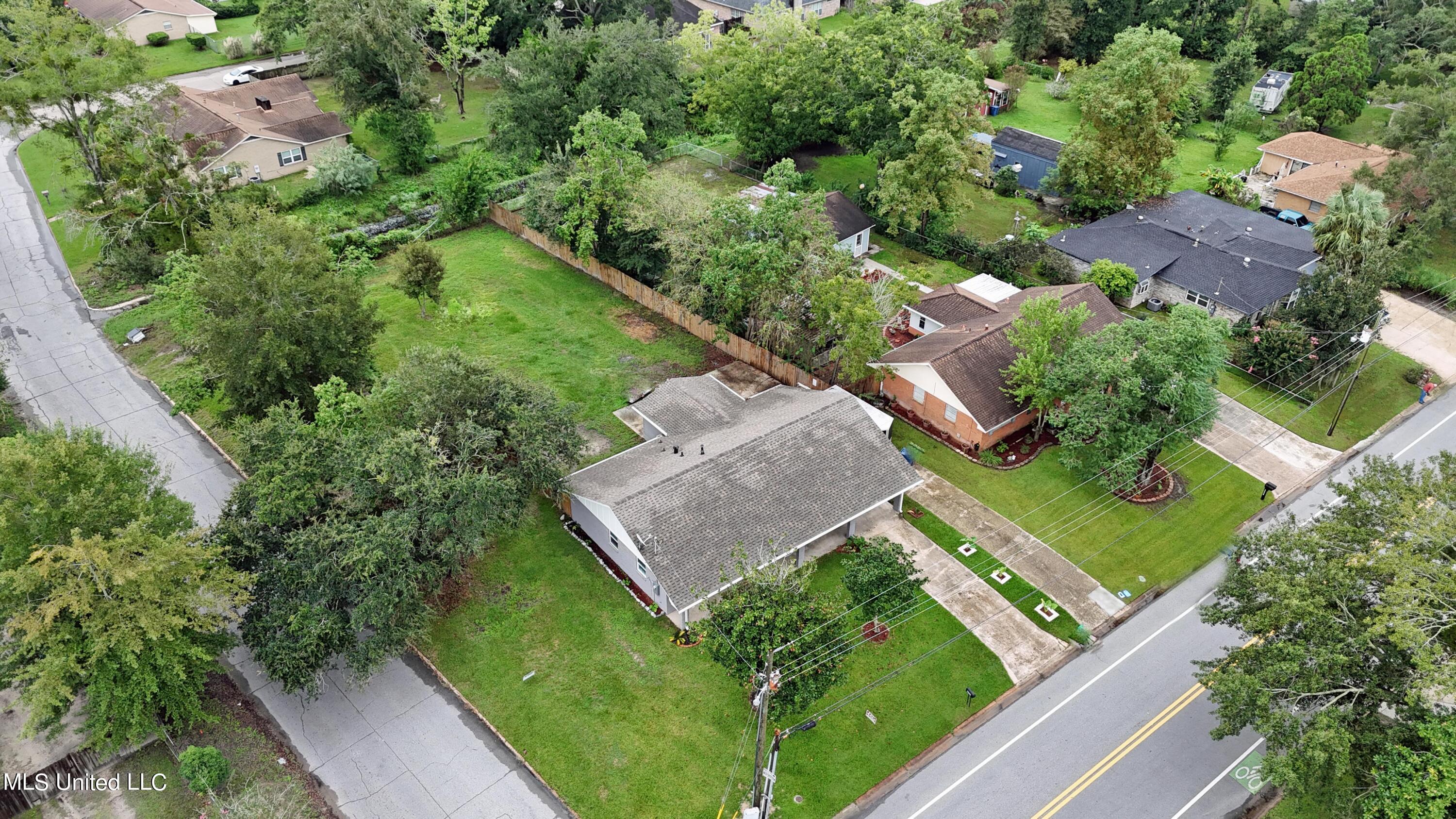 6504 Lancaster Boulevard, Ocean Springs, Mississippi image 3