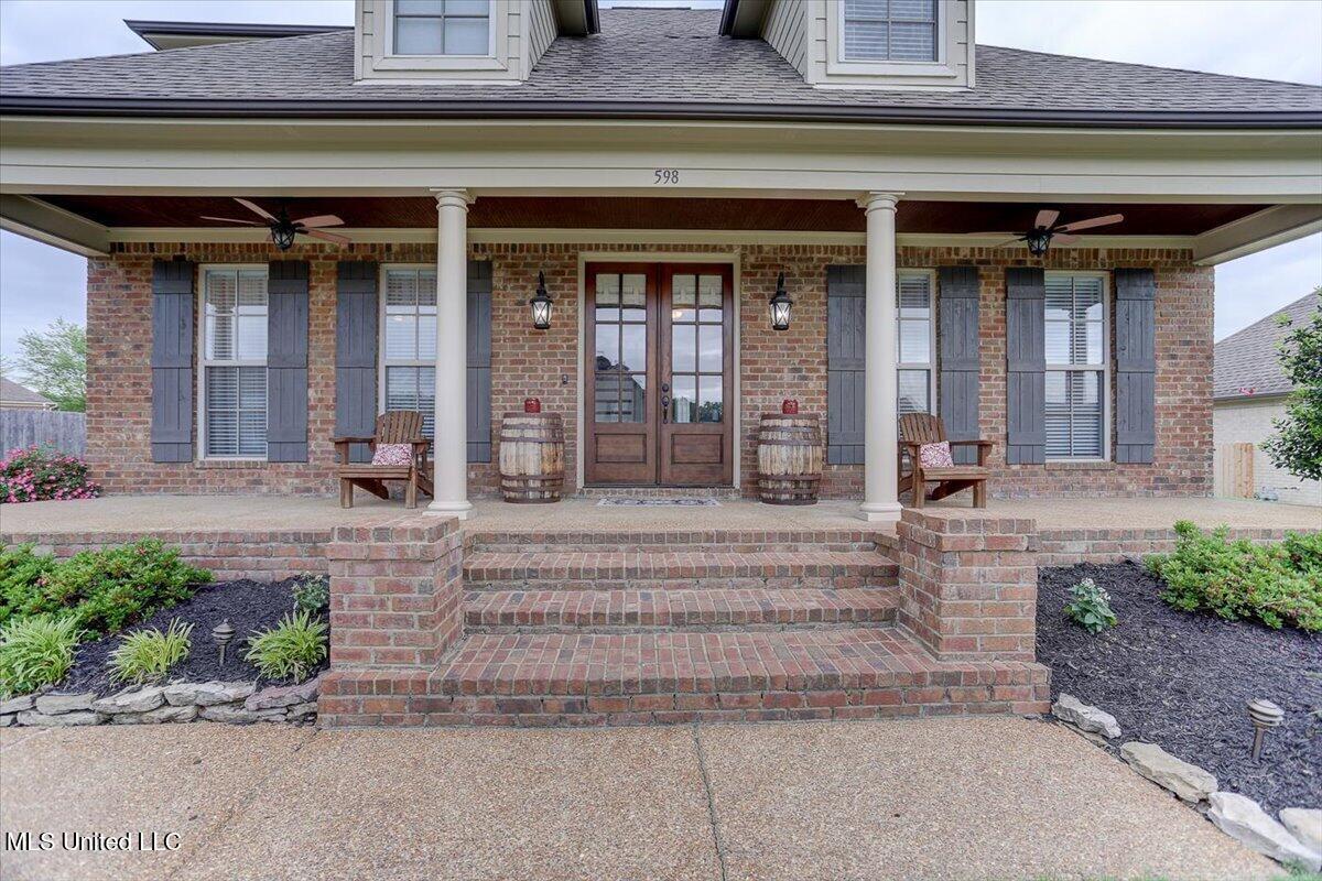 598 Benton Drive, Nesbit, Mississippi image 6