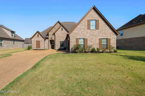 Homes For Sale - 1098 S Broadwing Circle<br/> Olive Branch, MS 38654