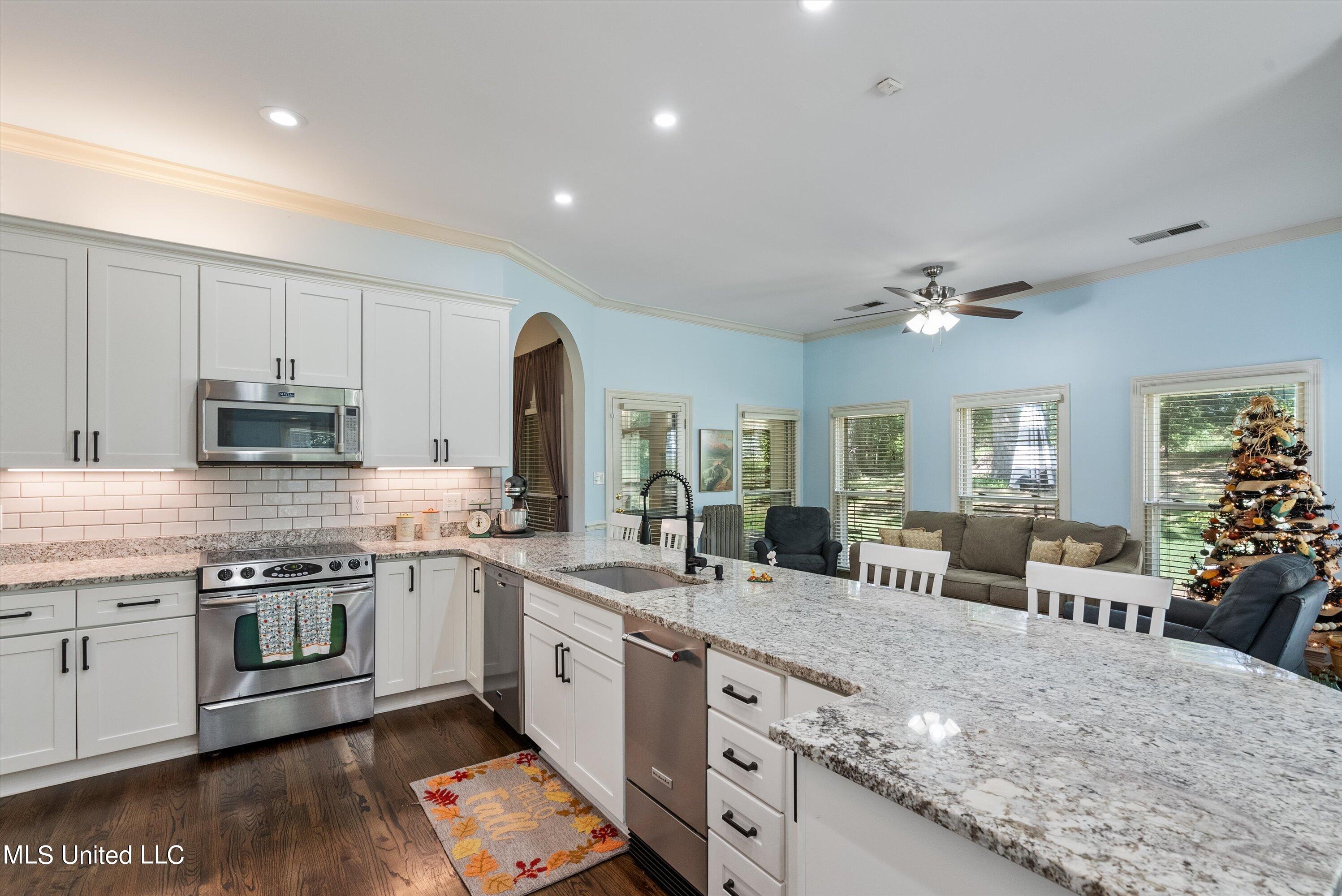 7738 Windersgate Circle, Olive Branch, Mississippi image 15