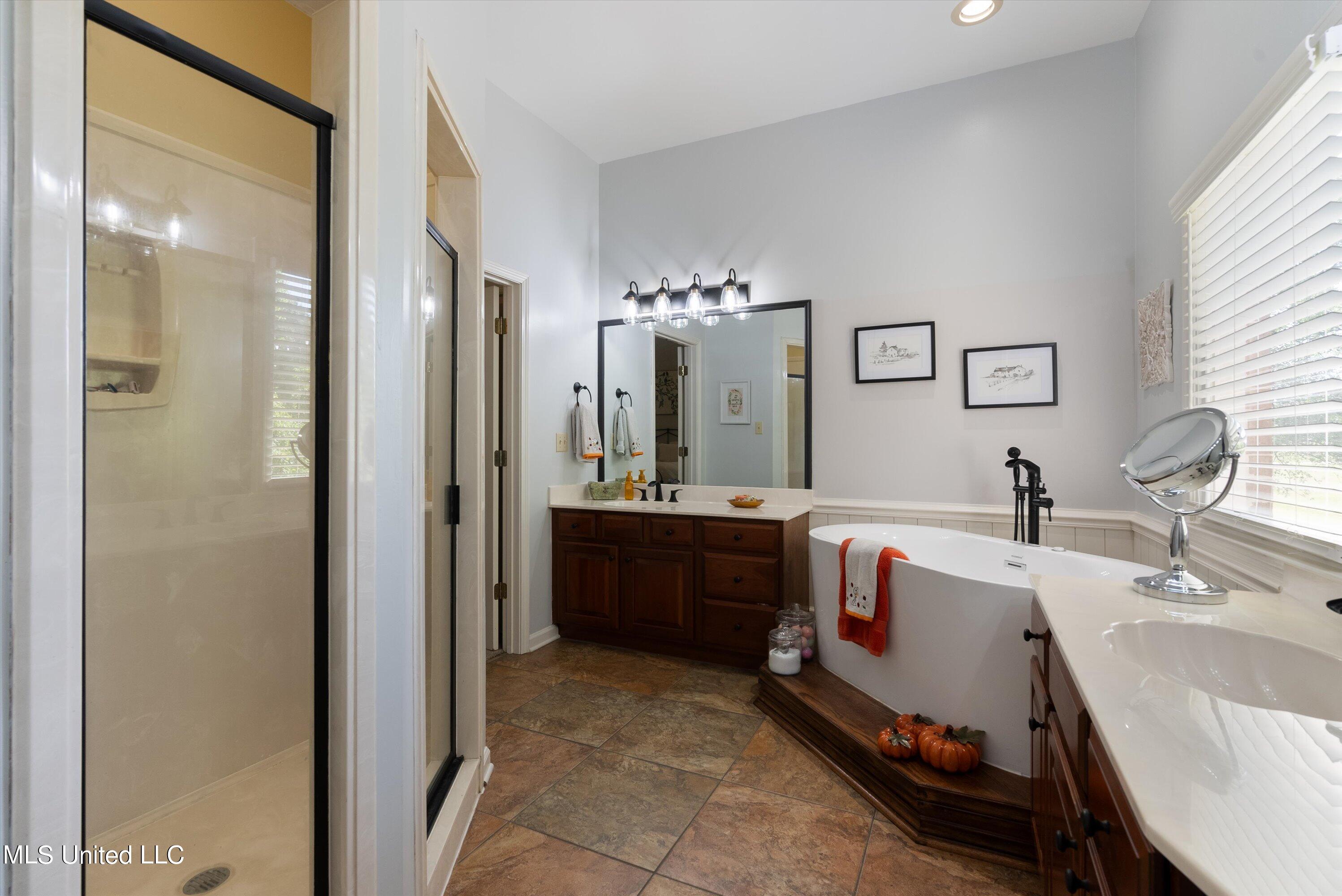7738 Windersgate Circle, Olive Branch, Mississippi image 20