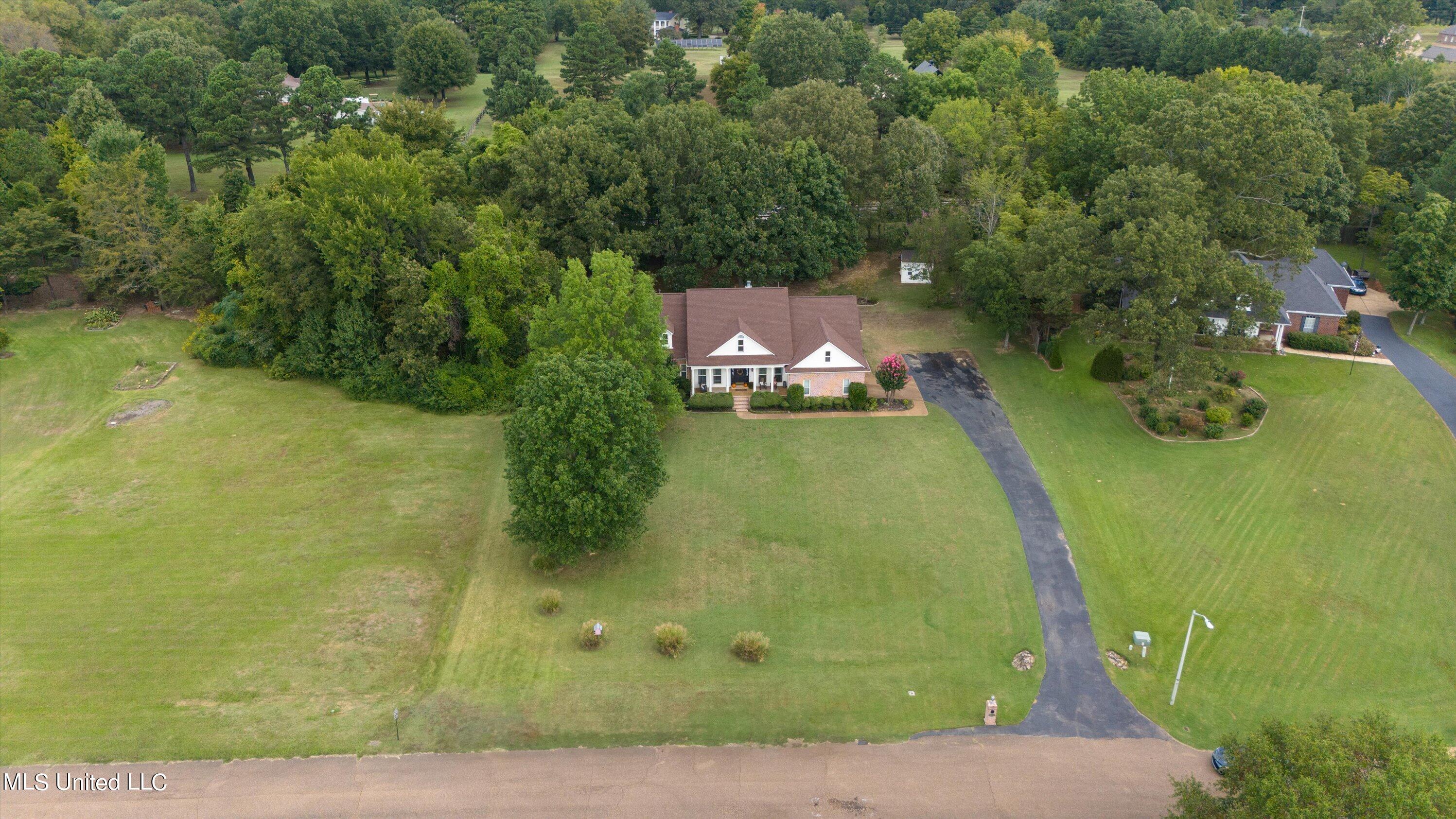 7738 Windersgate Circle, Olive Branch, Mississippi image 45