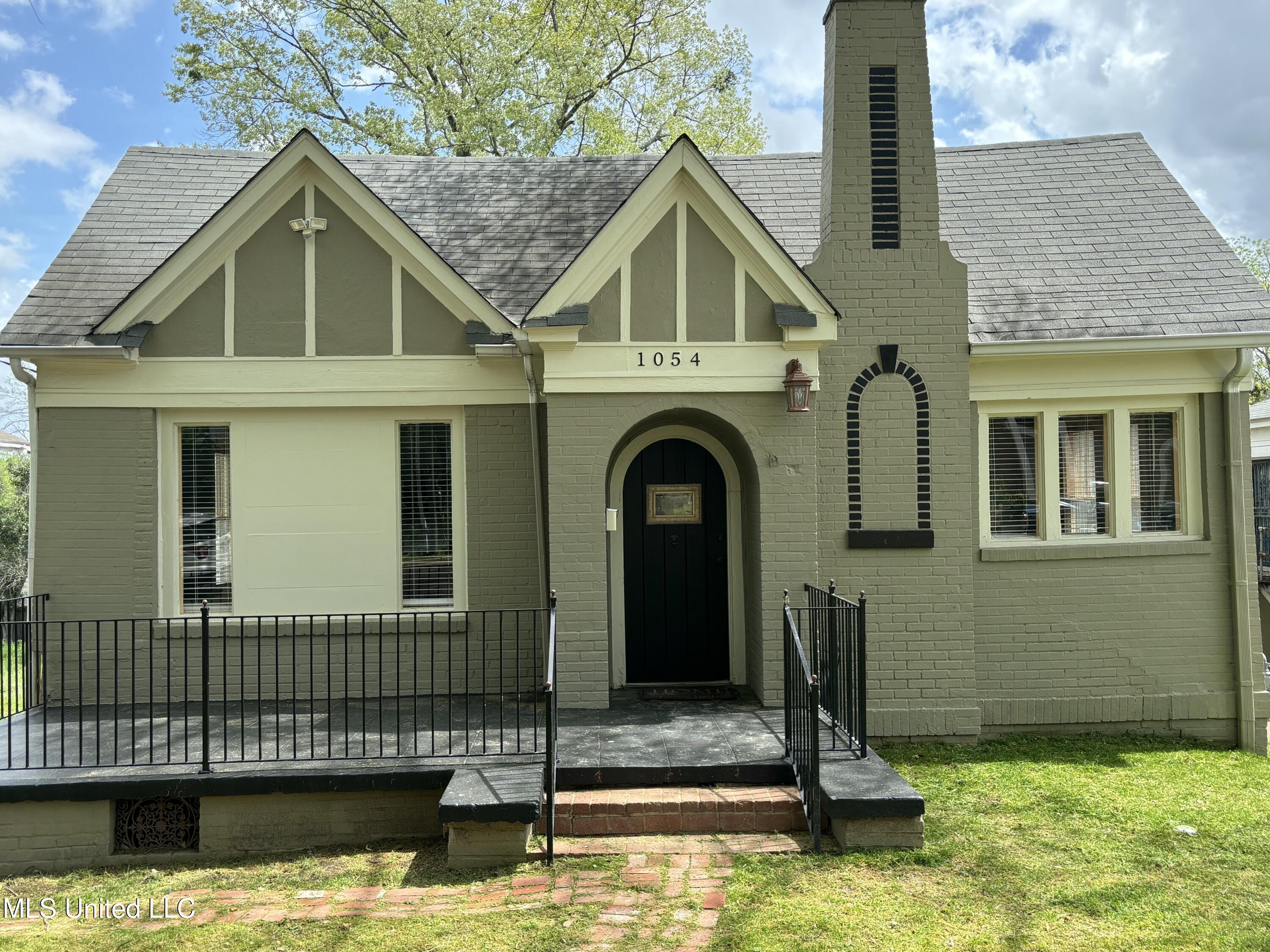1054 Madison Street, Jackson, Mississippi image 1