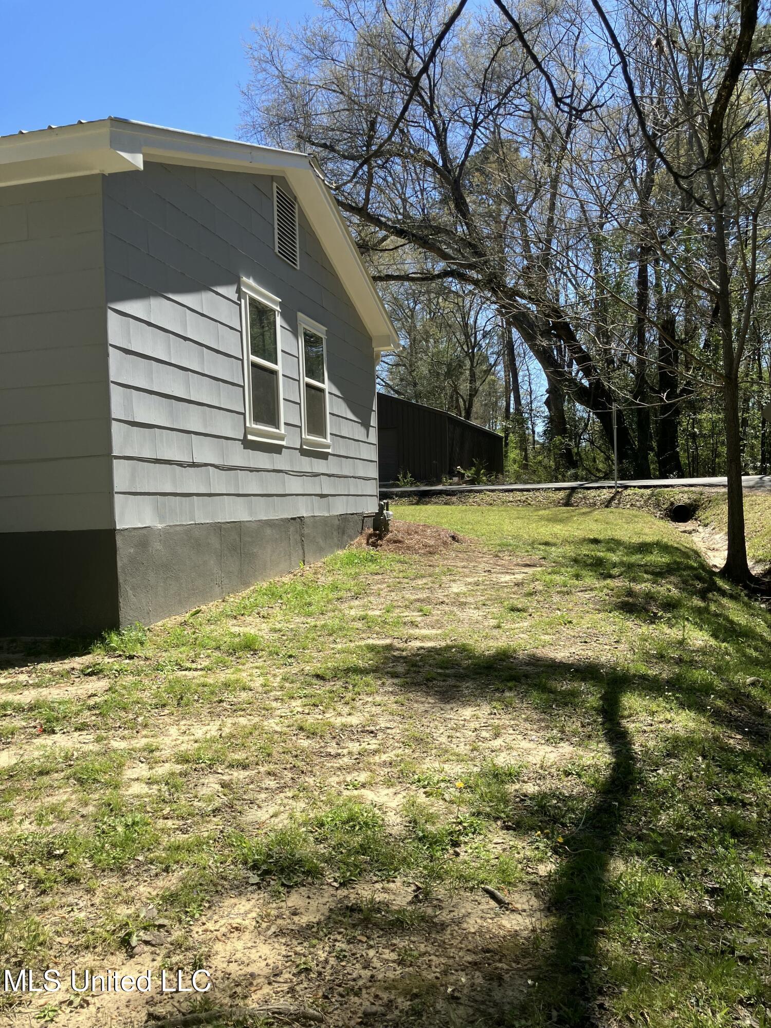 609 NW Cherry Street, Magee, Mississippi image 20