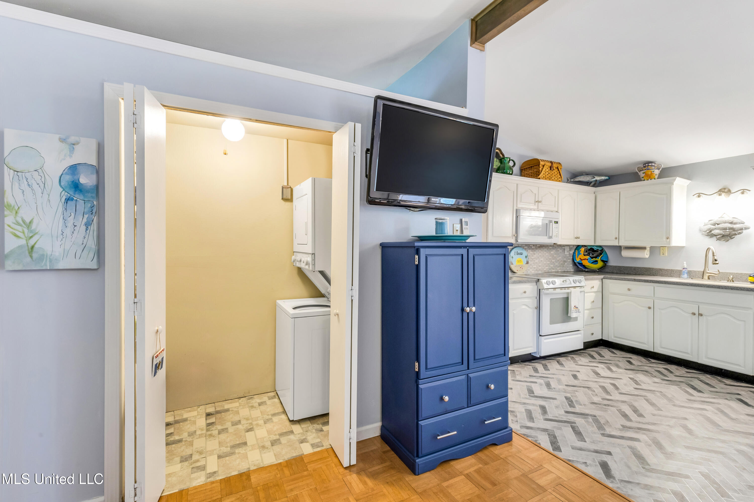 5225 Pointset Avenue, Bay Saint Louis, Mississippi image 25