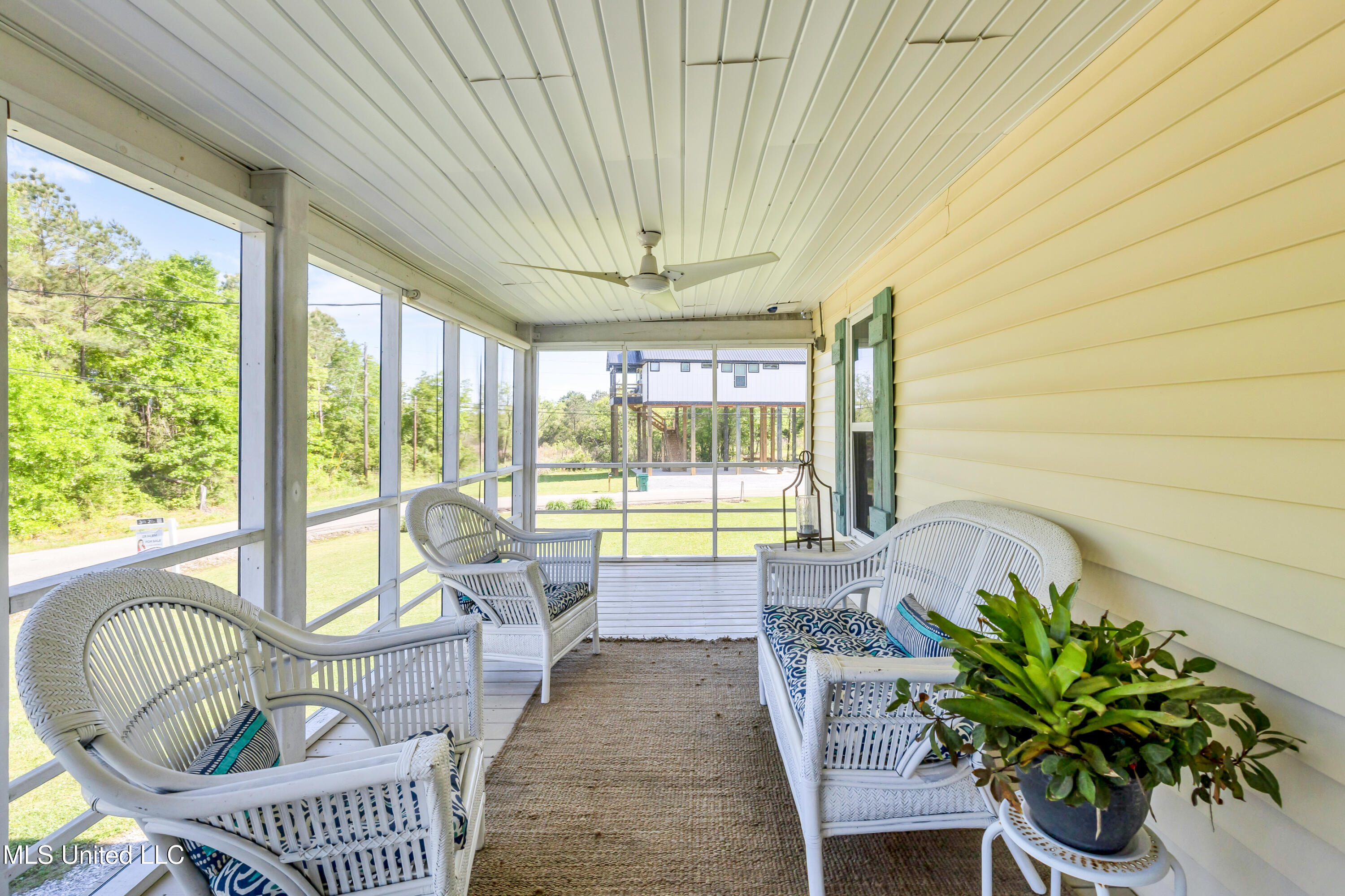 5225 Pointset Avenue, Bay Saint Louis, Mississippi image 12
