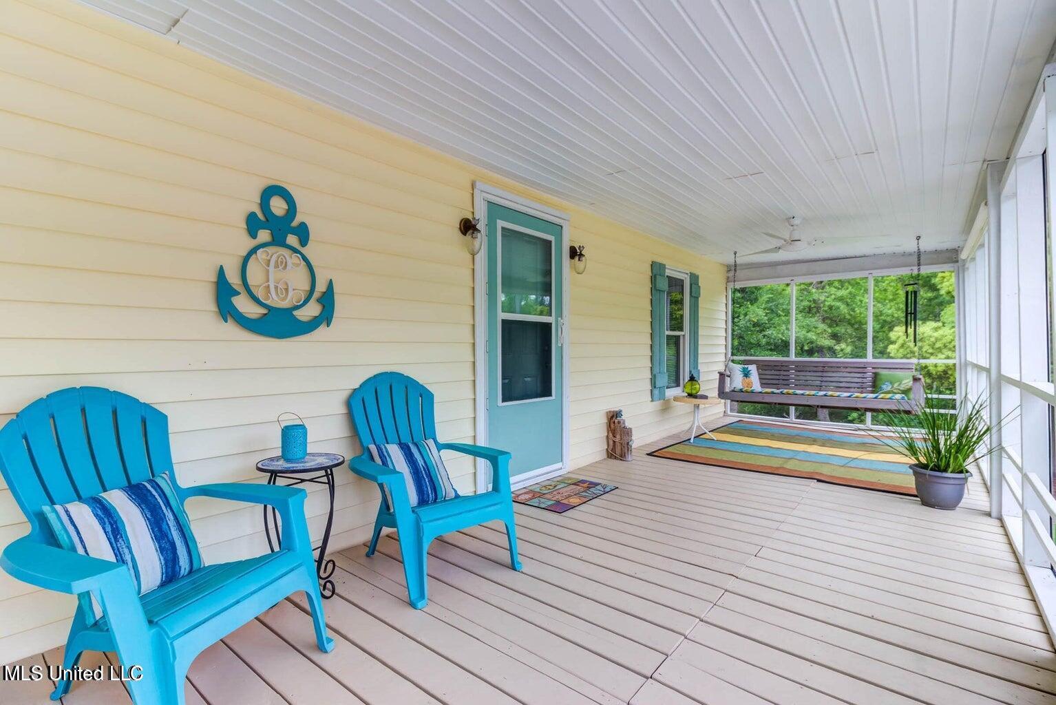 5225 Pointset Avenue, Bay Saint Louis, Mississippi image 4