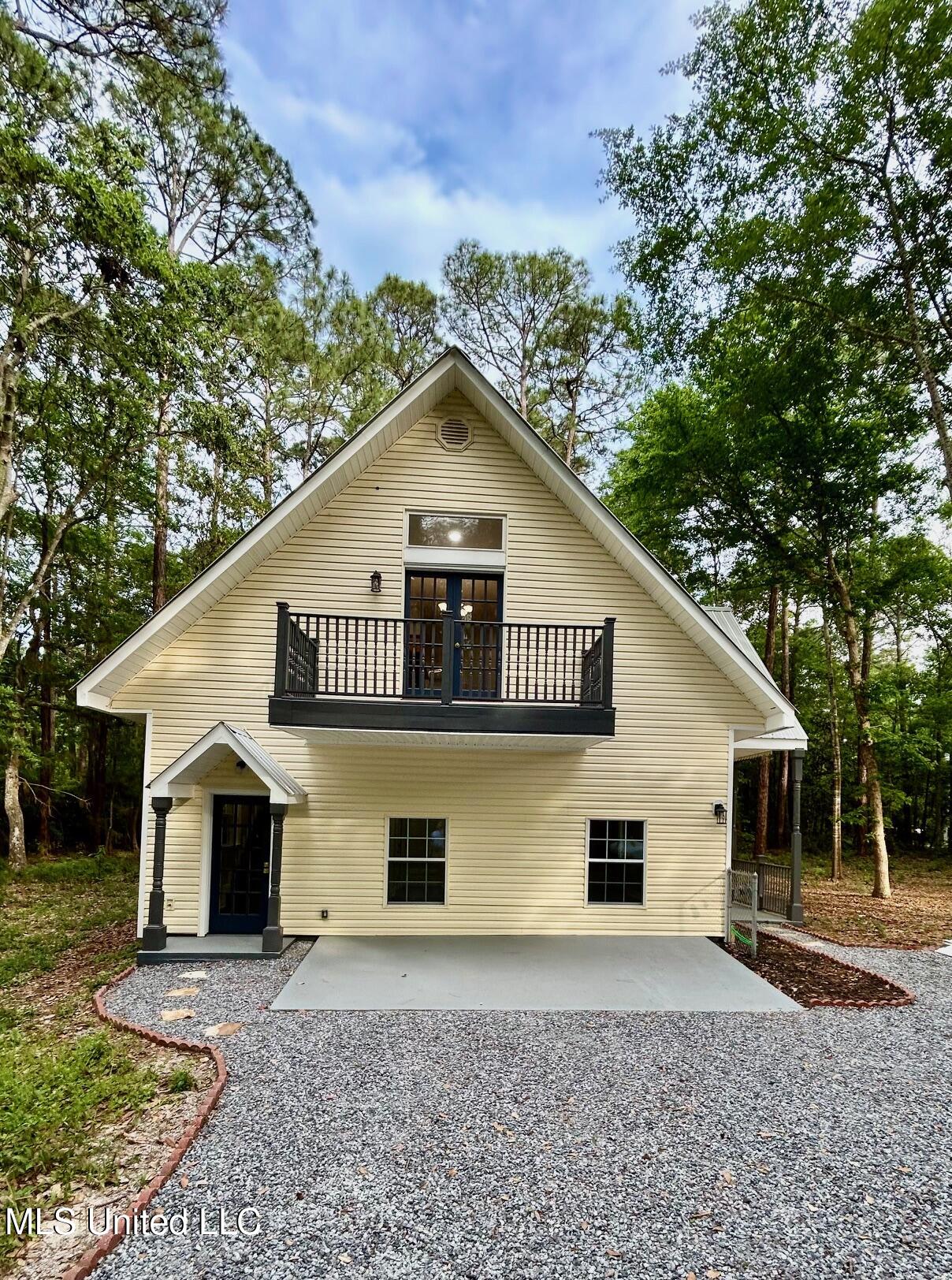 1024 Walnut Street, Ocean Springs, Mississippi image 4