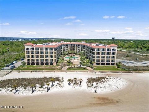 Condo For Sale - 900 Village Lane<br/> Pass Christian, MS 39571