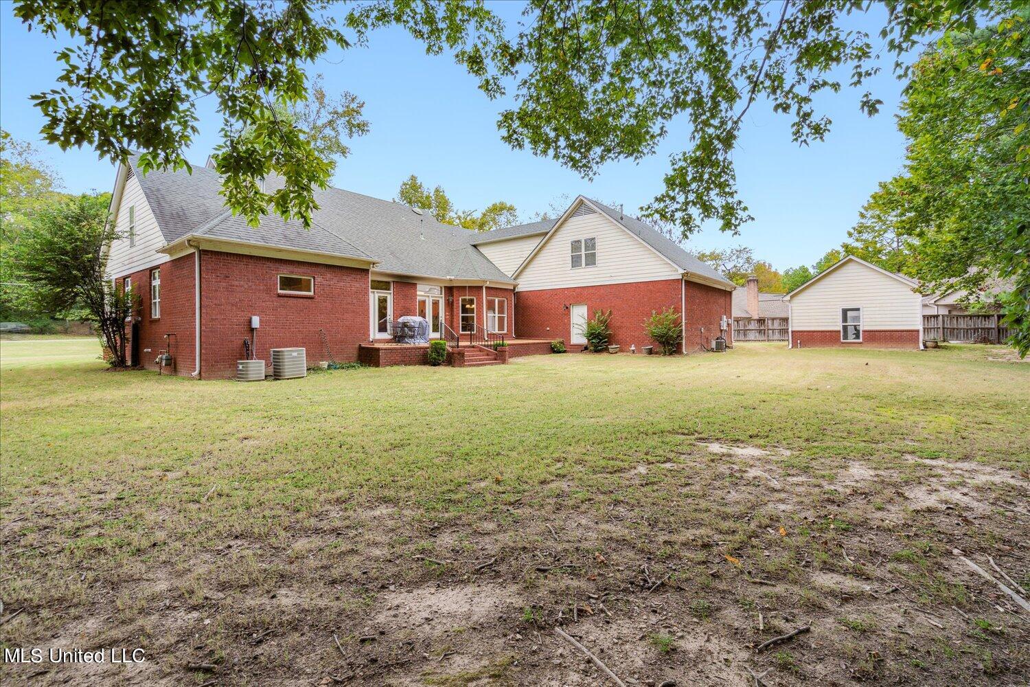 6720 Autumn Oaks Drive, Olive Branch, Mississippi image 30