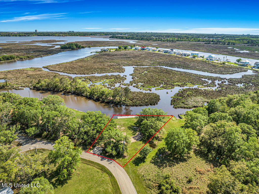 10297 Eagle Point Circle, Biloxi, Mississippi image 4