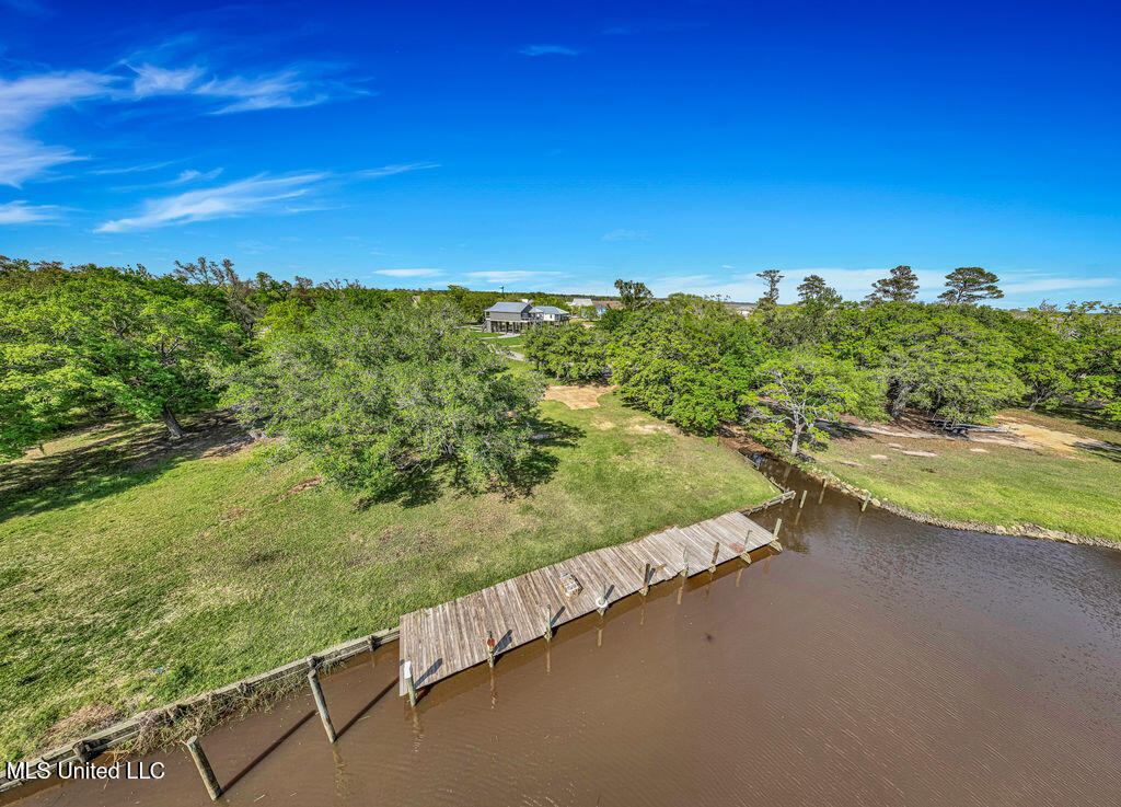 10297 Eagle Point Circle, Biloxi, Mississippi image 2