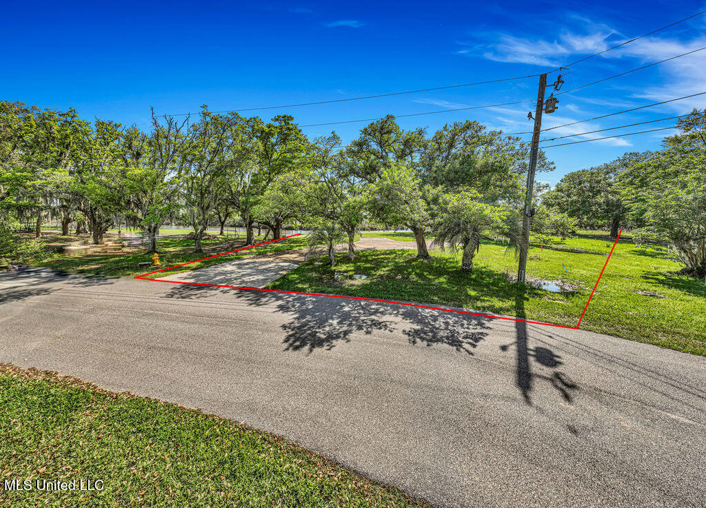 10297 Eagle Point Circle, Biloxi, Mississippi image 1