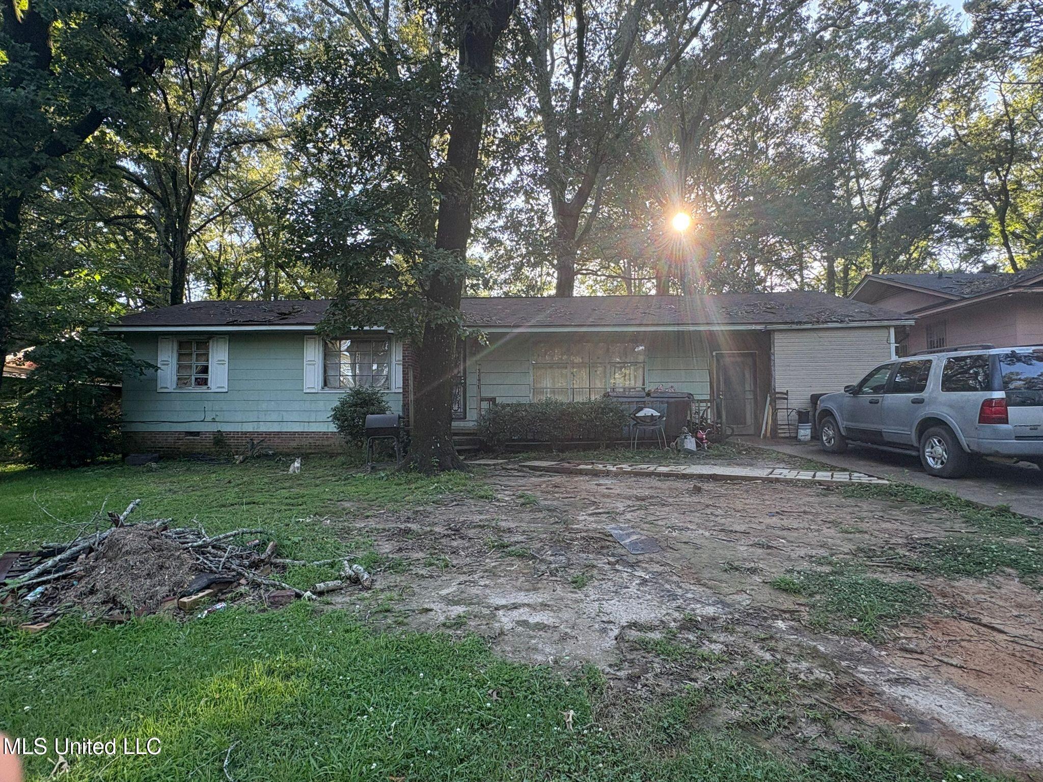 3171 Bilgray Drive, Jackson, Mississippi image 1
