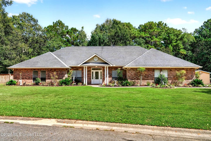 Photo 1 of 98 — 6008 Woods Road, Picayune, MS 39466