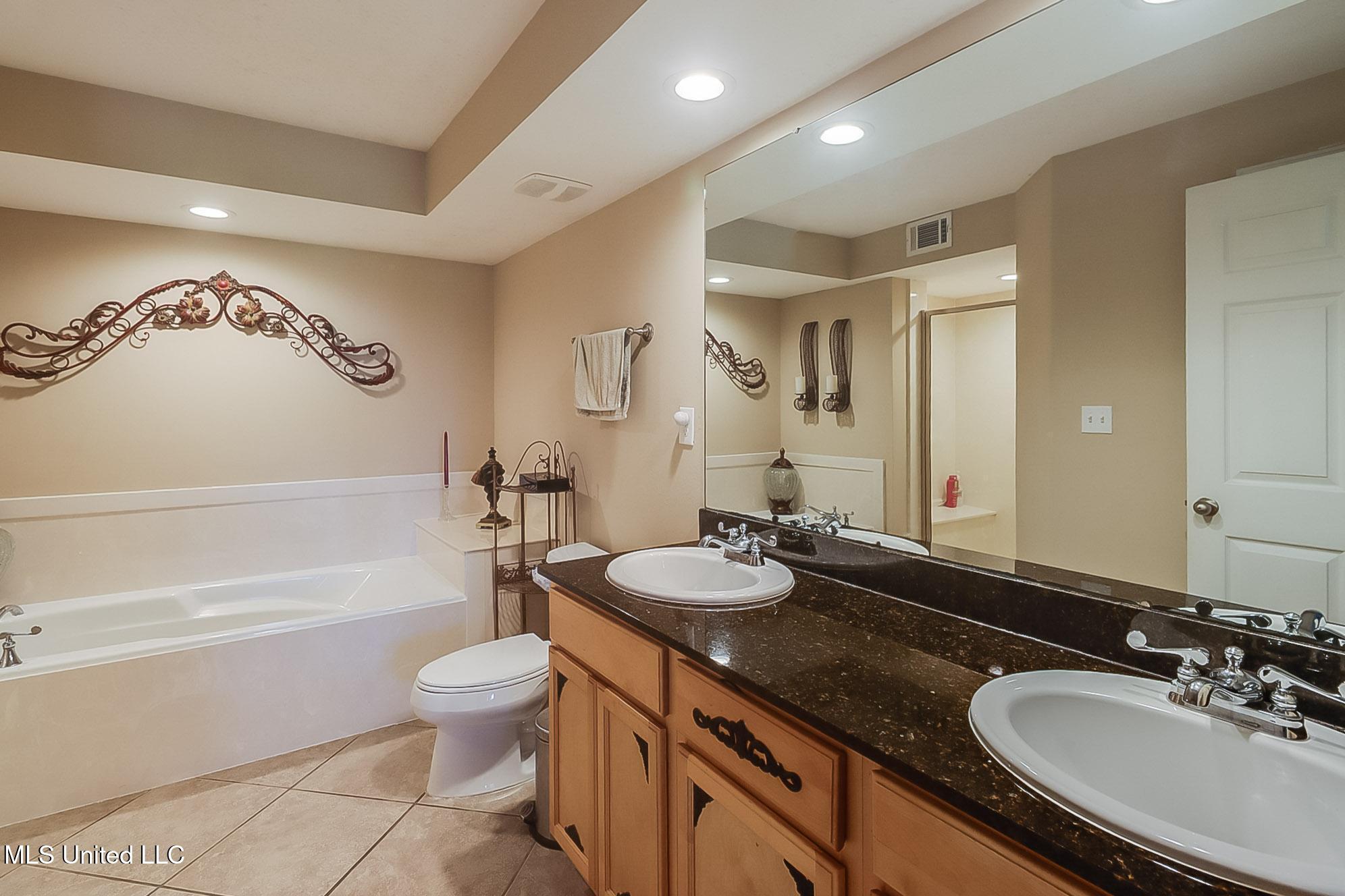 2046 Beach Blvd Blvd #B216, Biloxi, Mississippi image 14