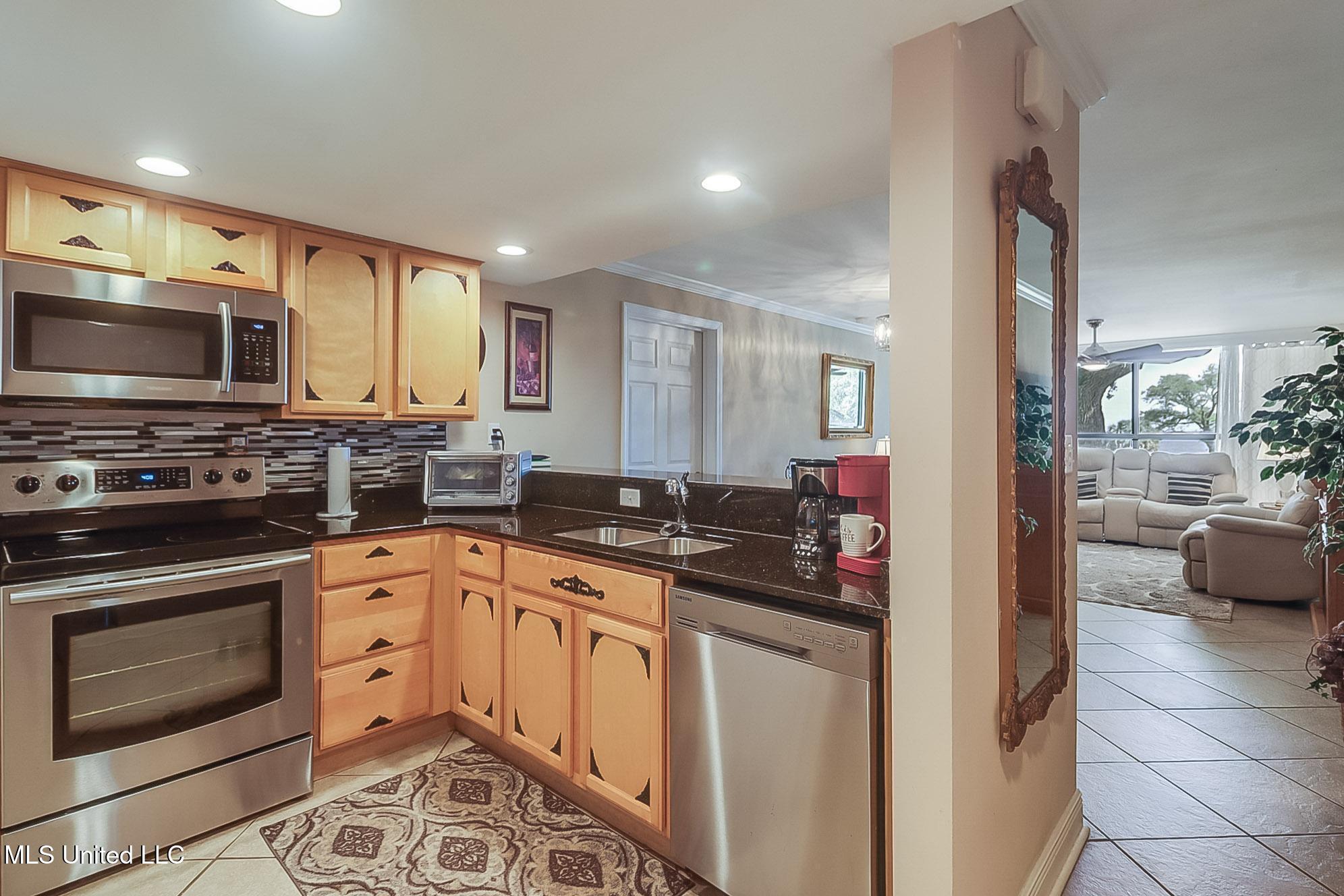 2046 Beach Blvd Blvd #B216, Biloxi, Mississippi image 5